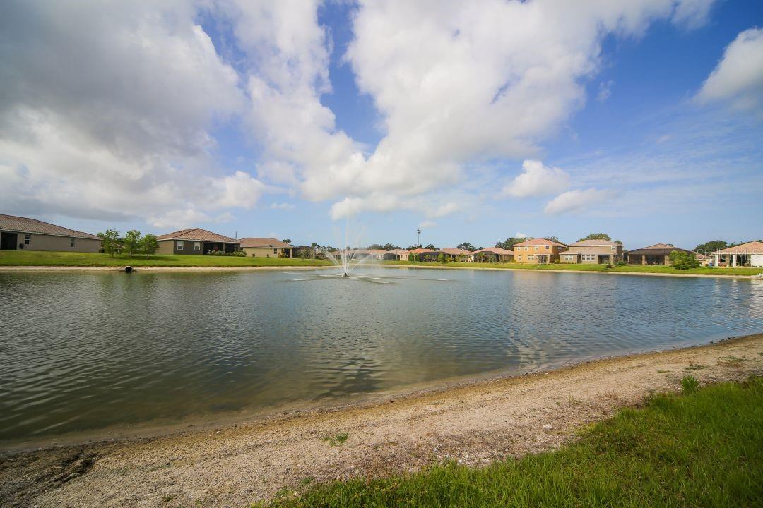 Image 31 of 37 For 2914 Esmeralda Drive