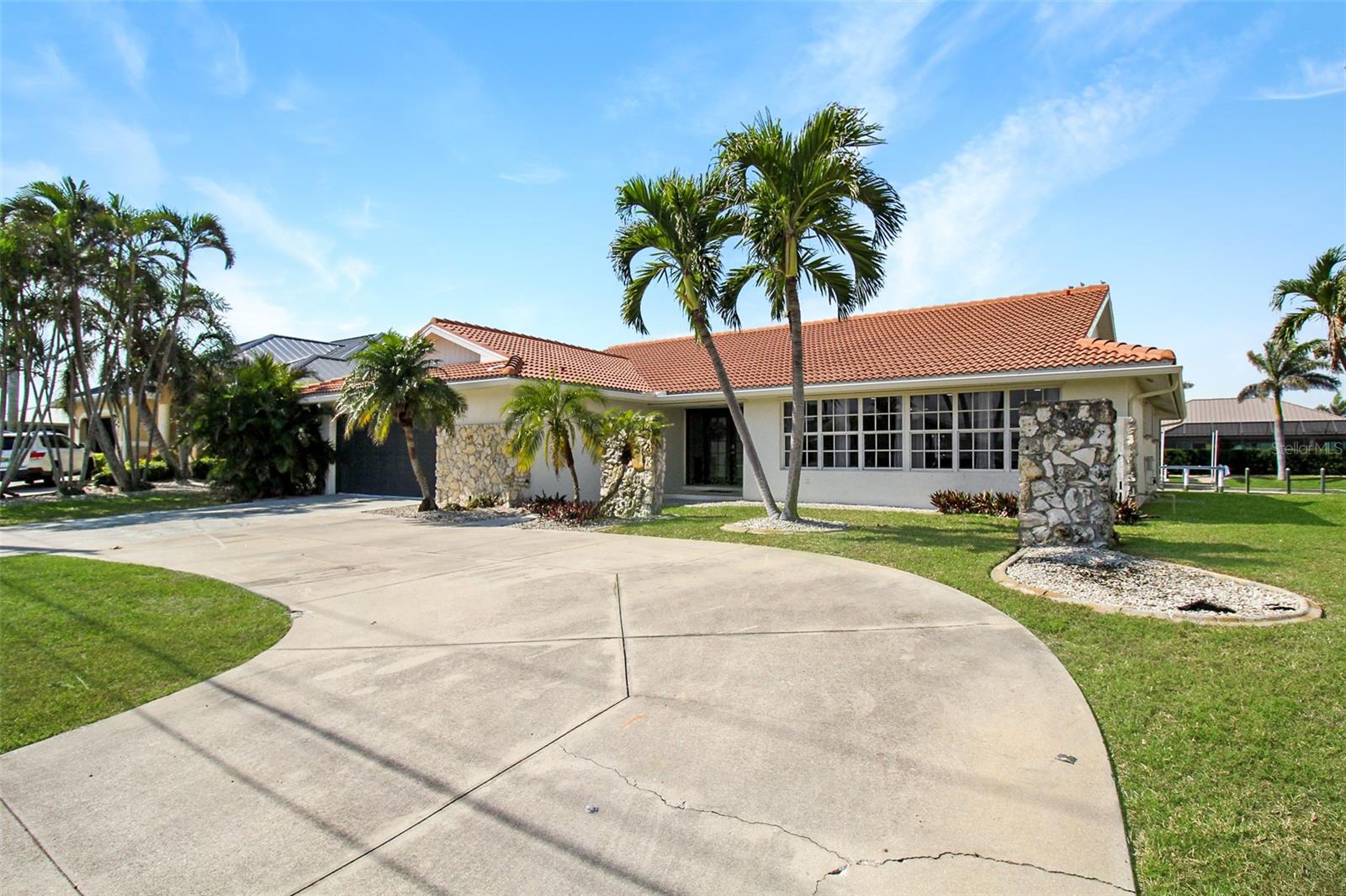 Image 2 of 71 For 945 Bal Harbor Boulevard