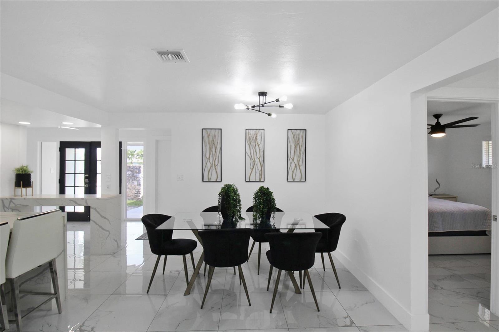 Image 41 of 71 For 945 Bal Harbor Boulevard