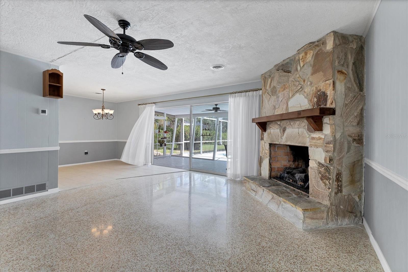 Image 11 of 43 For 4311 52nd Street E