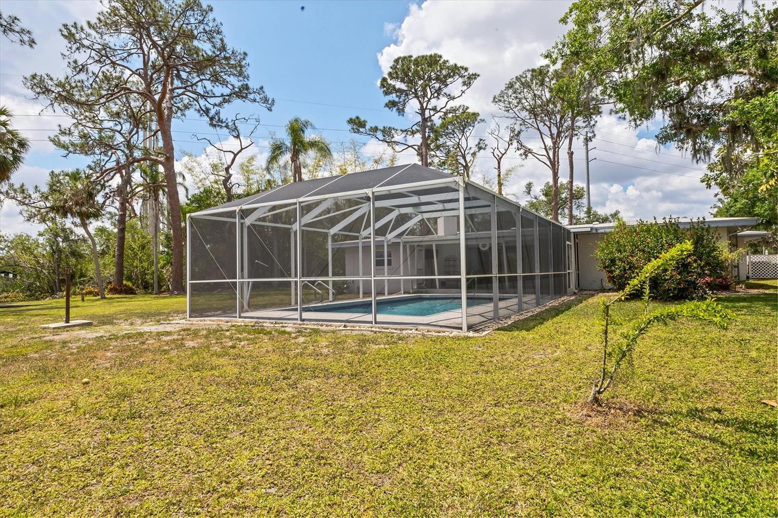 Image 24 of 43 For 4311 52nd Street E