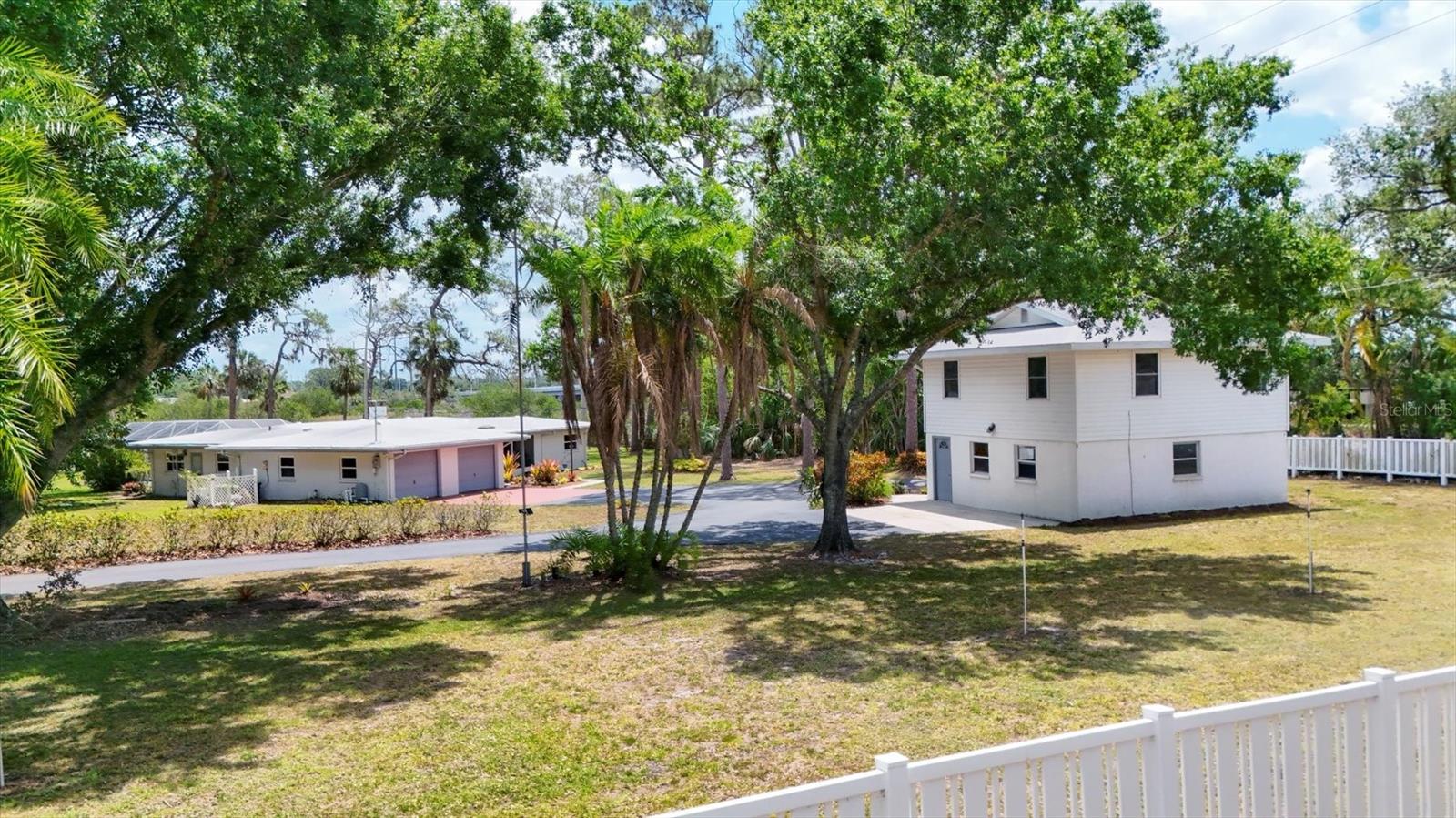 Image 3 of 43 For 4311 52nd Street E