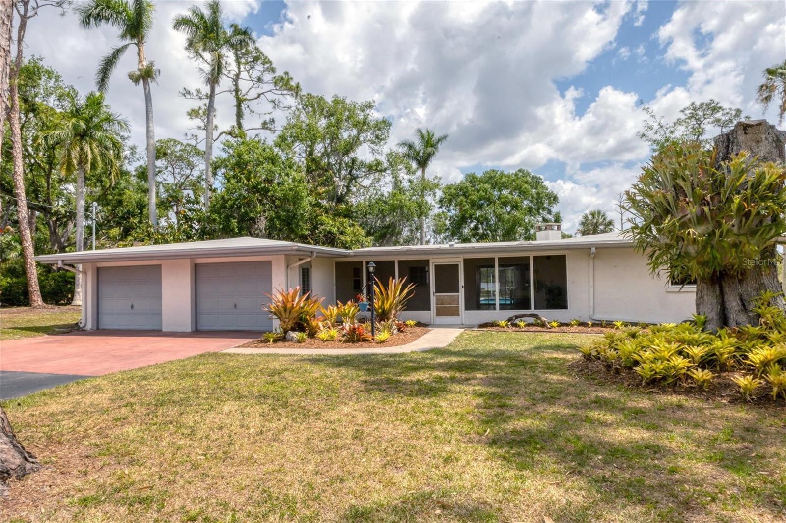 Image 6 of 43 For 4311 52nd Street E