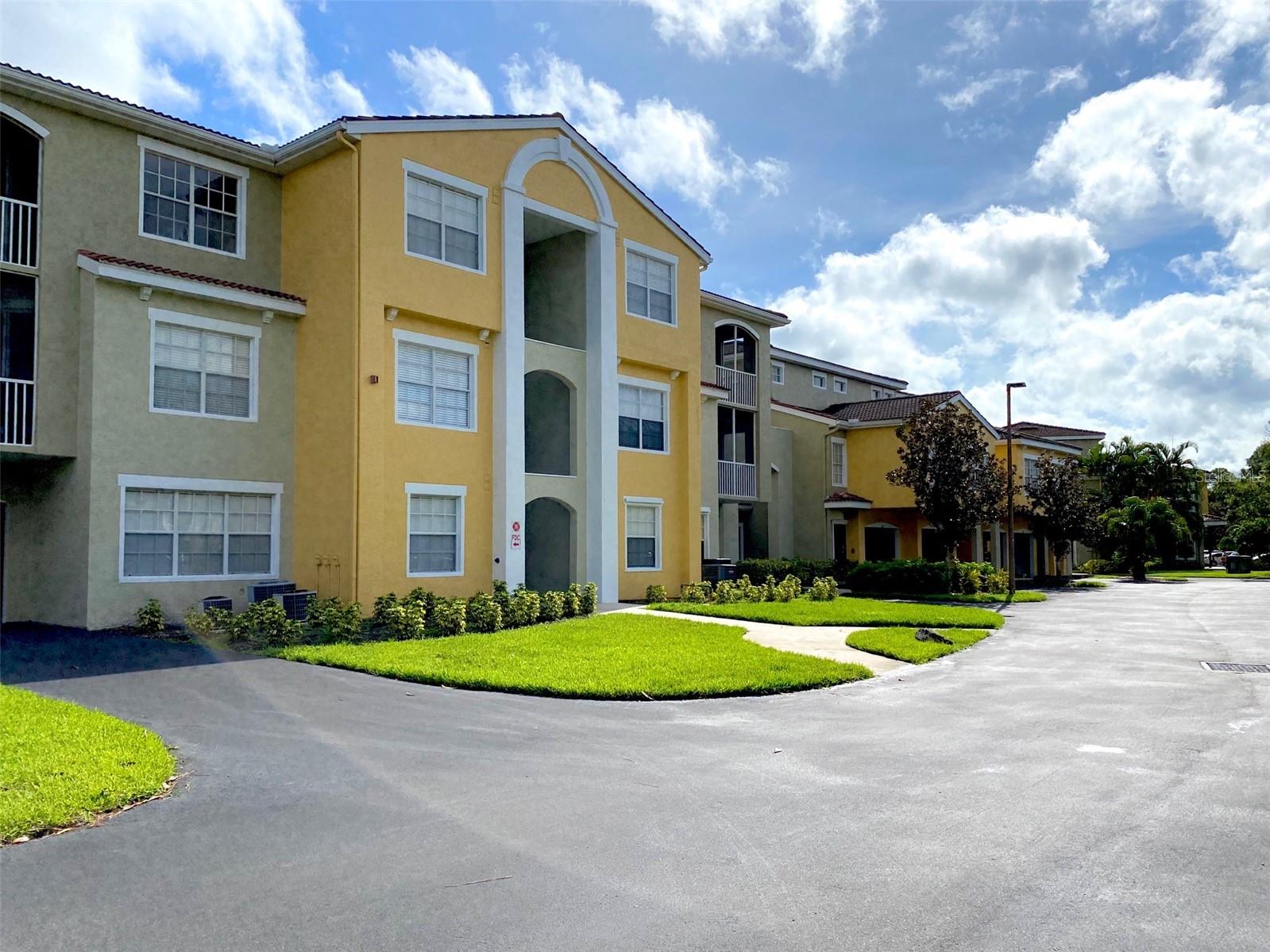 Image 31 of 59 For 5551 Bentgrass Drive 11-303
