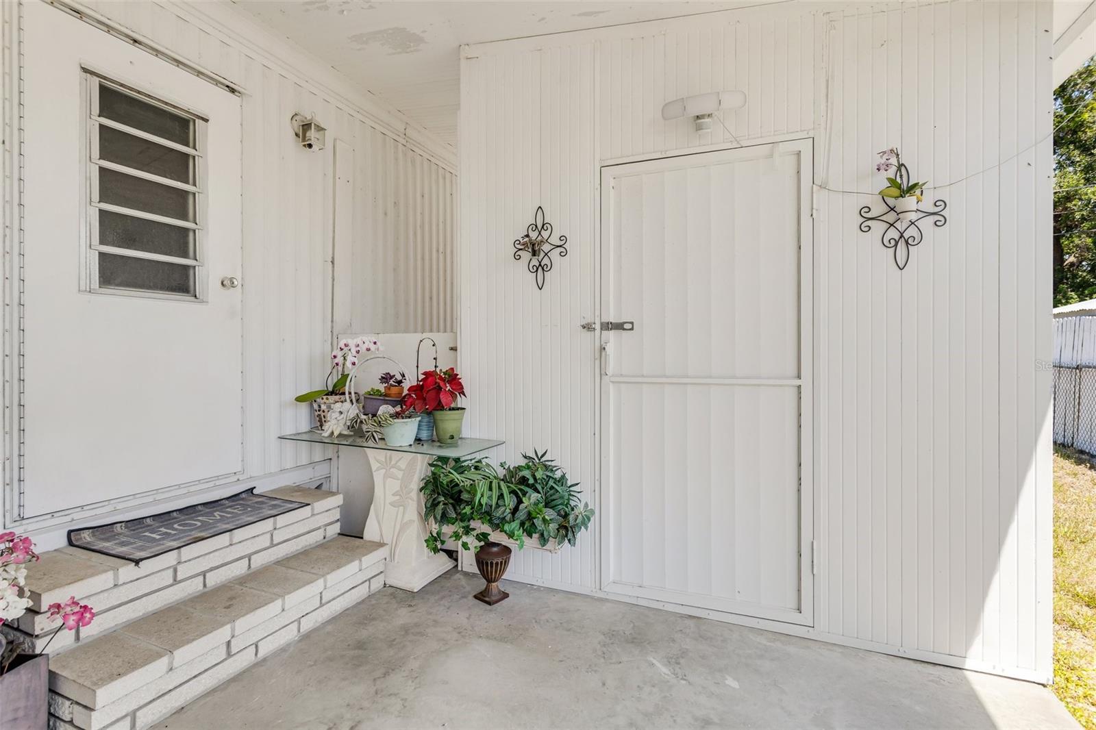 Image 20 of 27 For 110 Orange Grove Avenue S