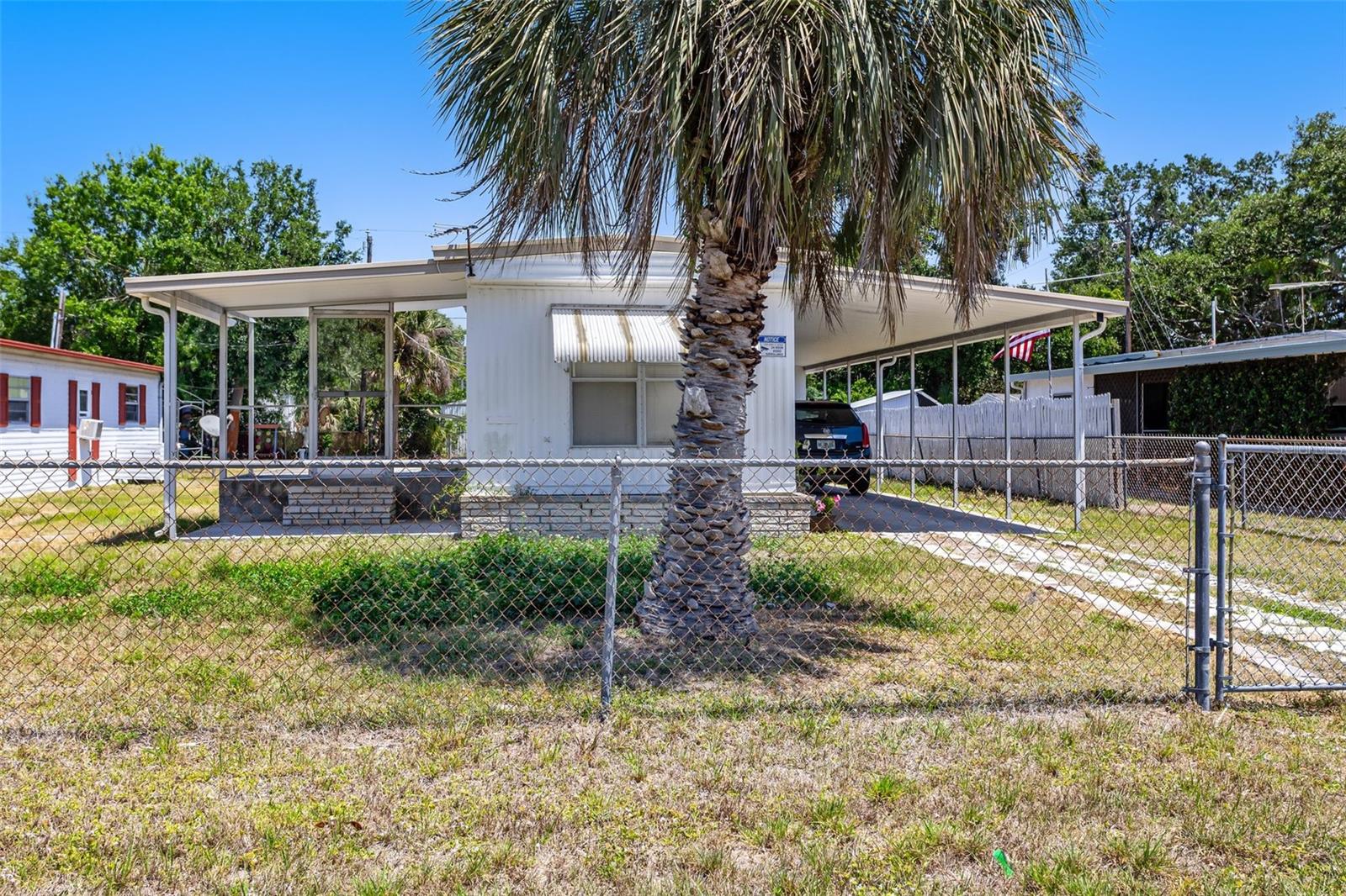 Image 22 of 27 For 110 Orange Grove Avenue S