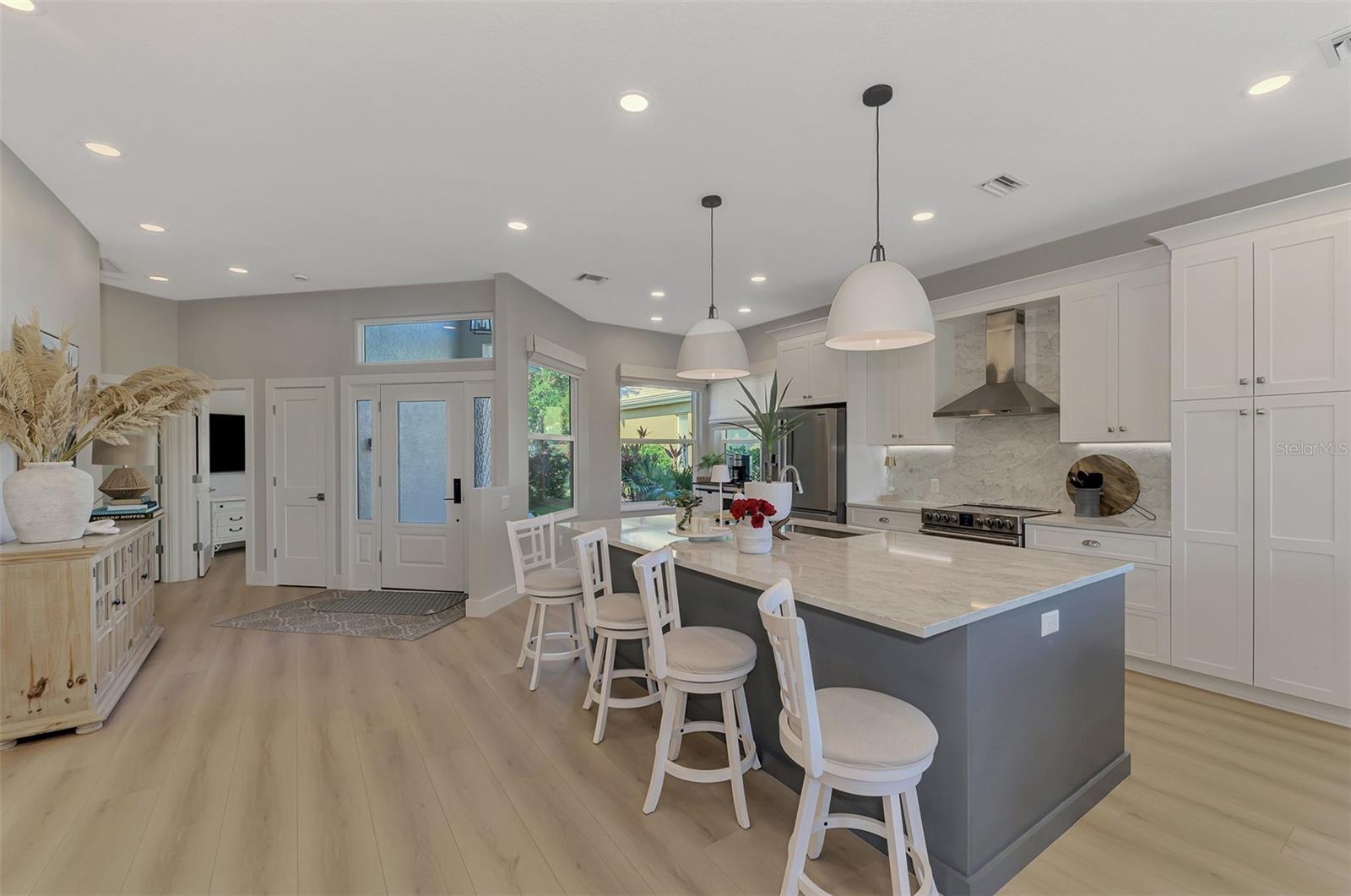 Image 19 of 77 For 561 Fallbrook Drive