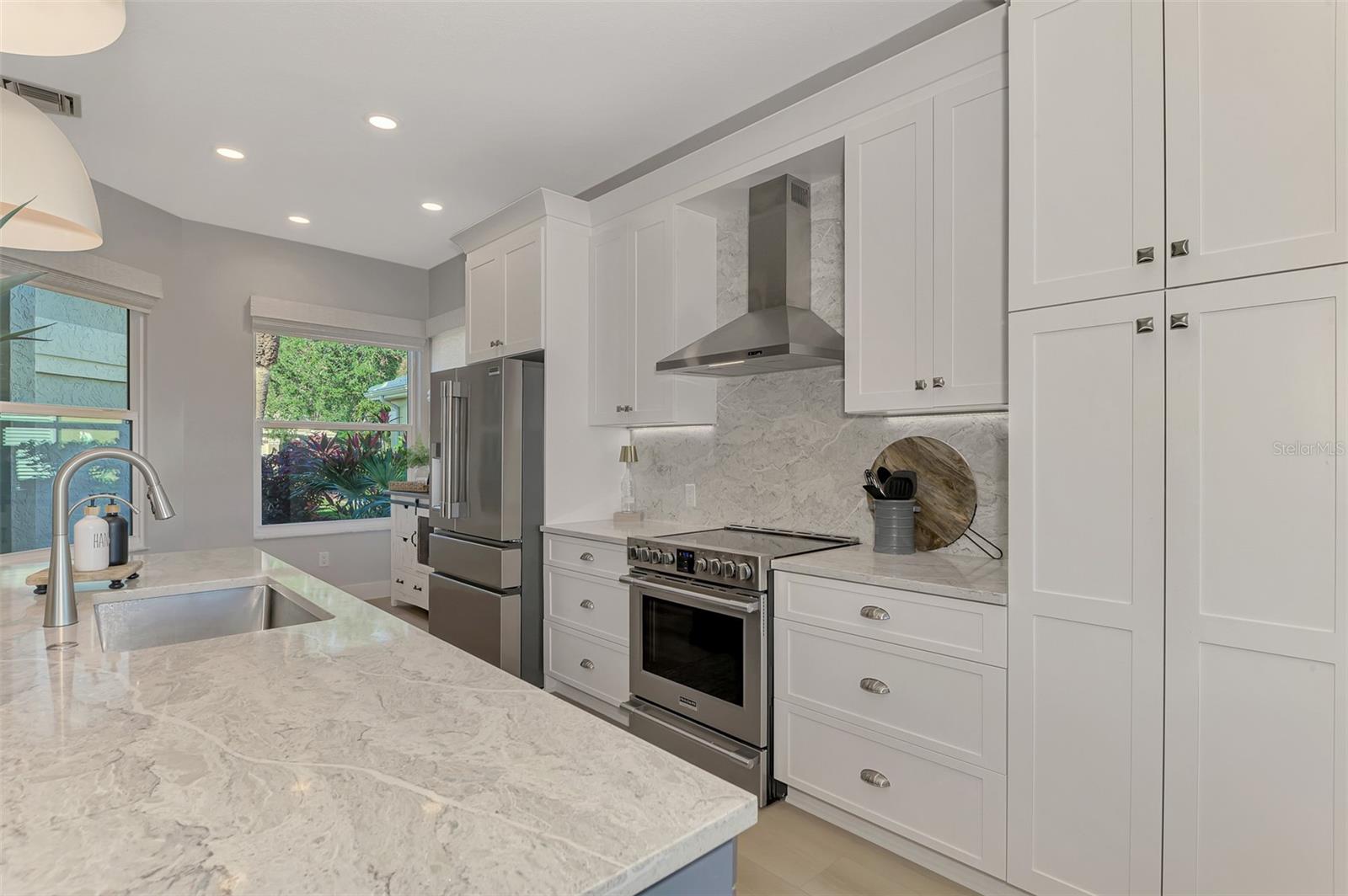 Image 20 of 77 For 561 Fallbrook Drive
