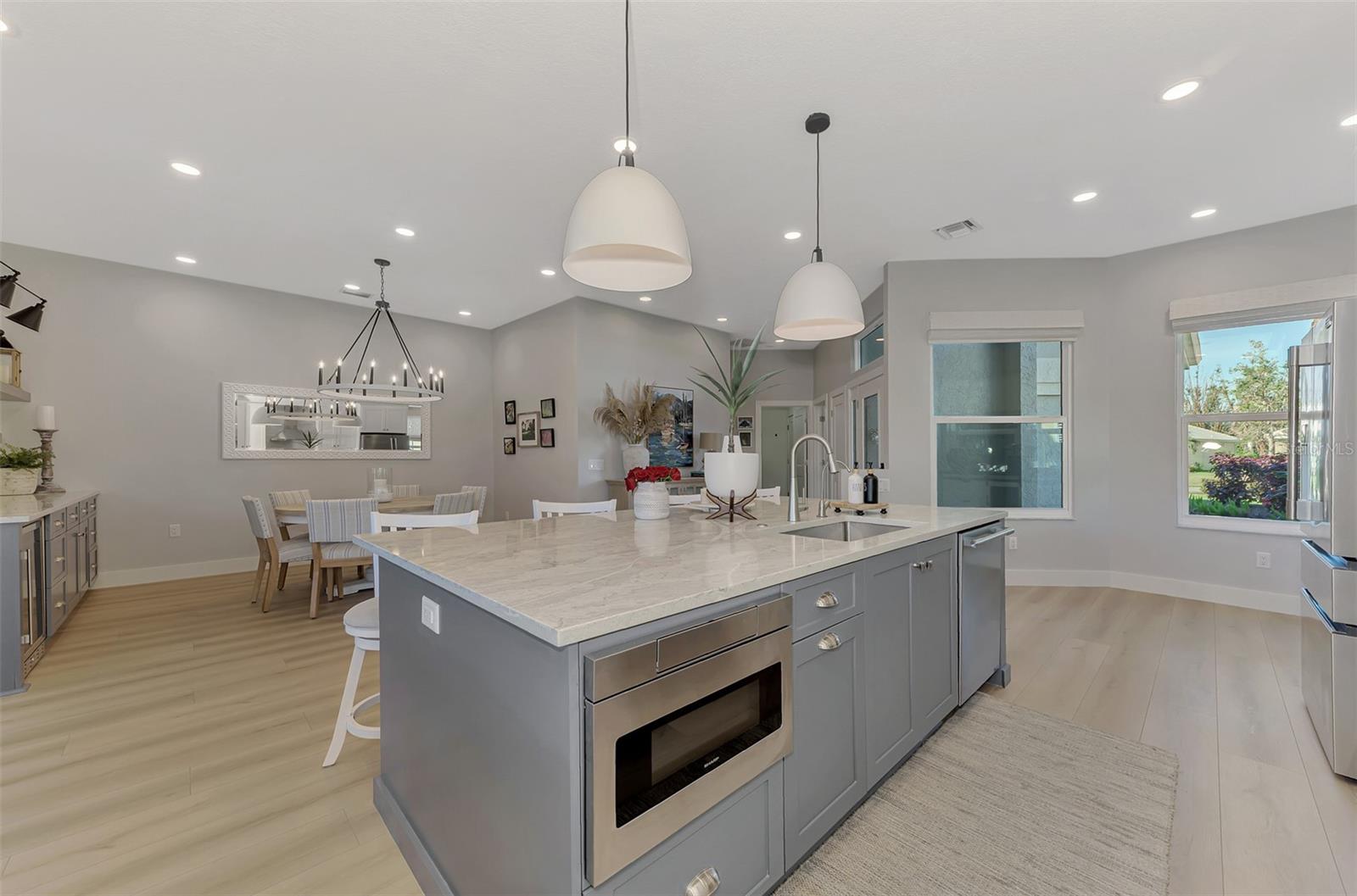Image 21 of 77 For 561 Fallbrook Drive