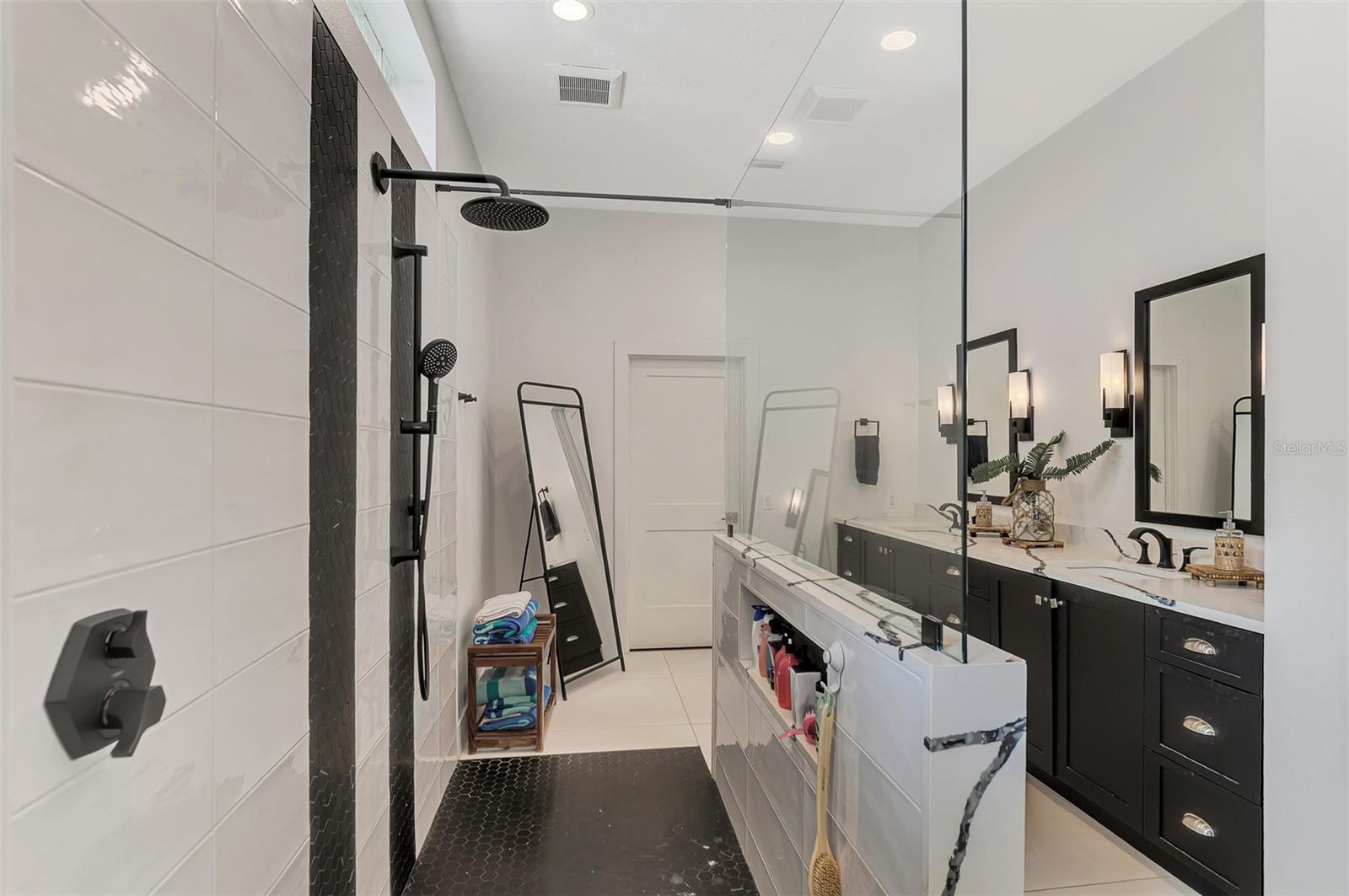 Image 36 of 77 For 561 Fallbrook Drive