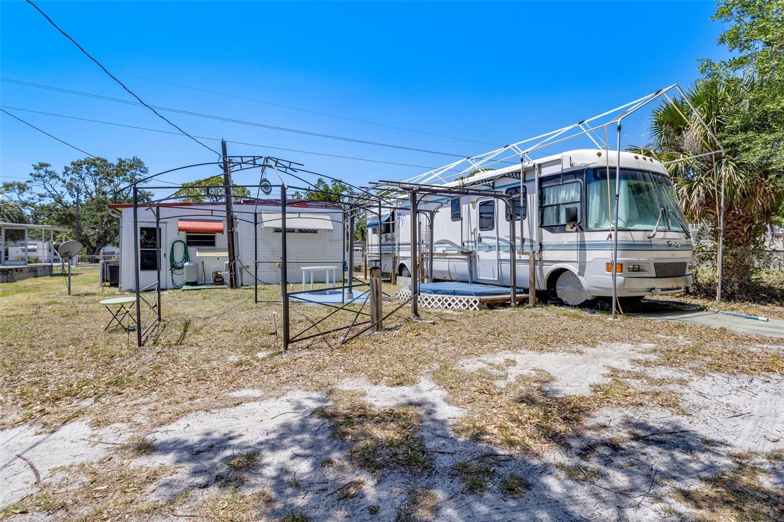 Image 31 of 32 For 108 Orange Grove Avenue S