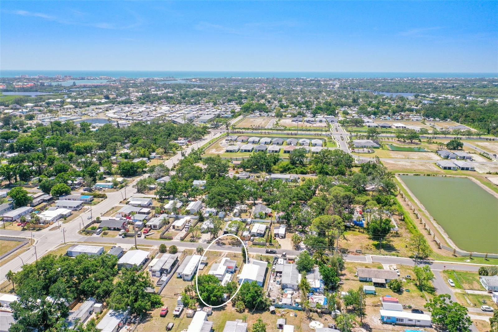 Image 4 of 32 For 108 Orange Grove Avenue S