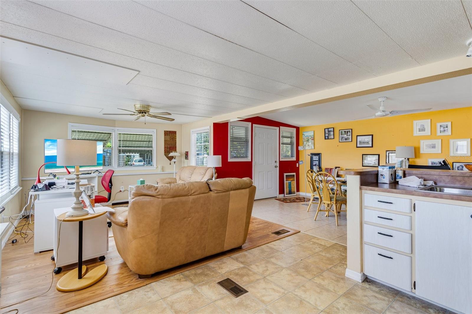 Image 7 of 32 For 108 Orange Grove Avenue S
