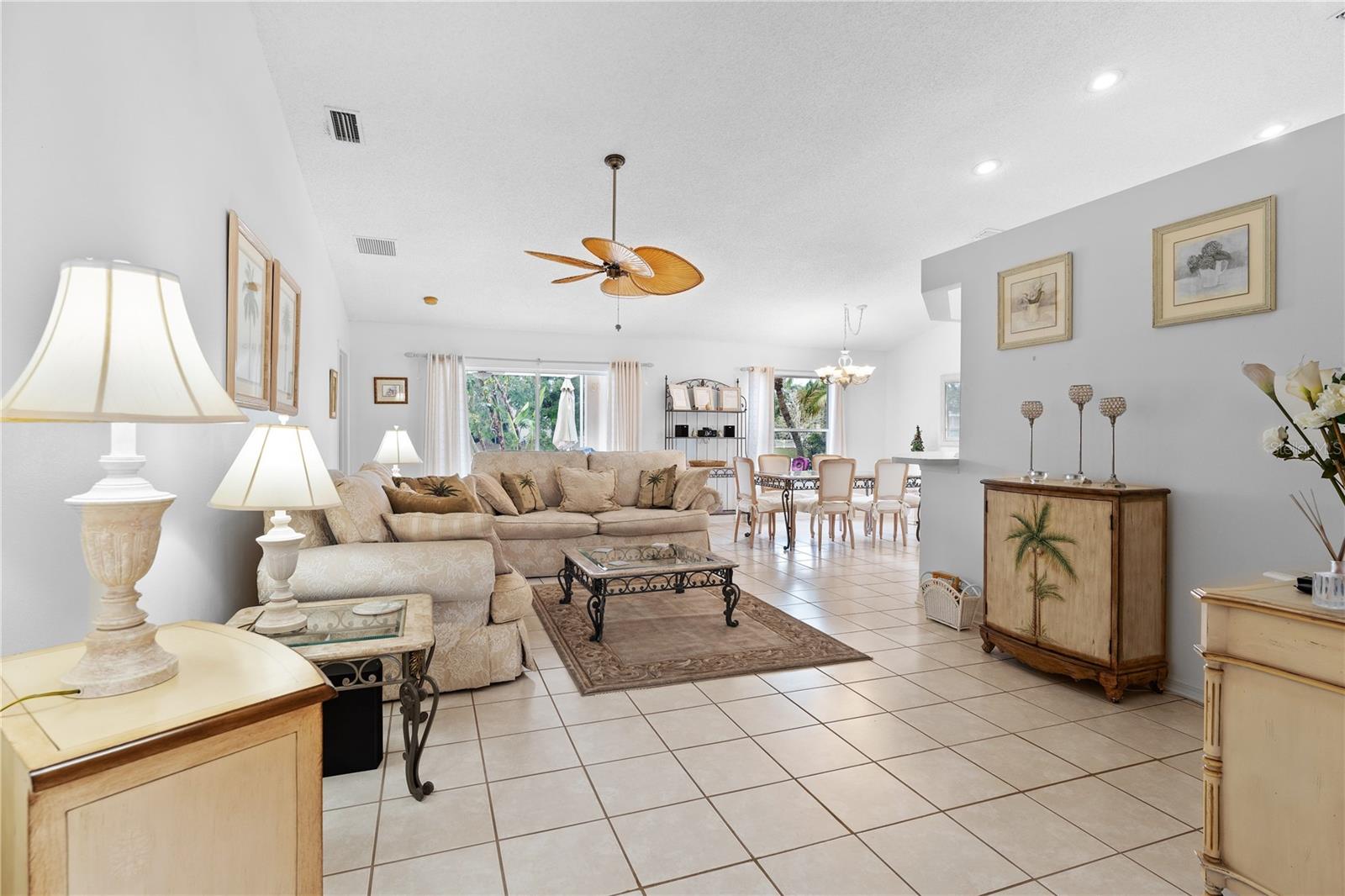 Image 3 of 38 For 4610 Runabout Way