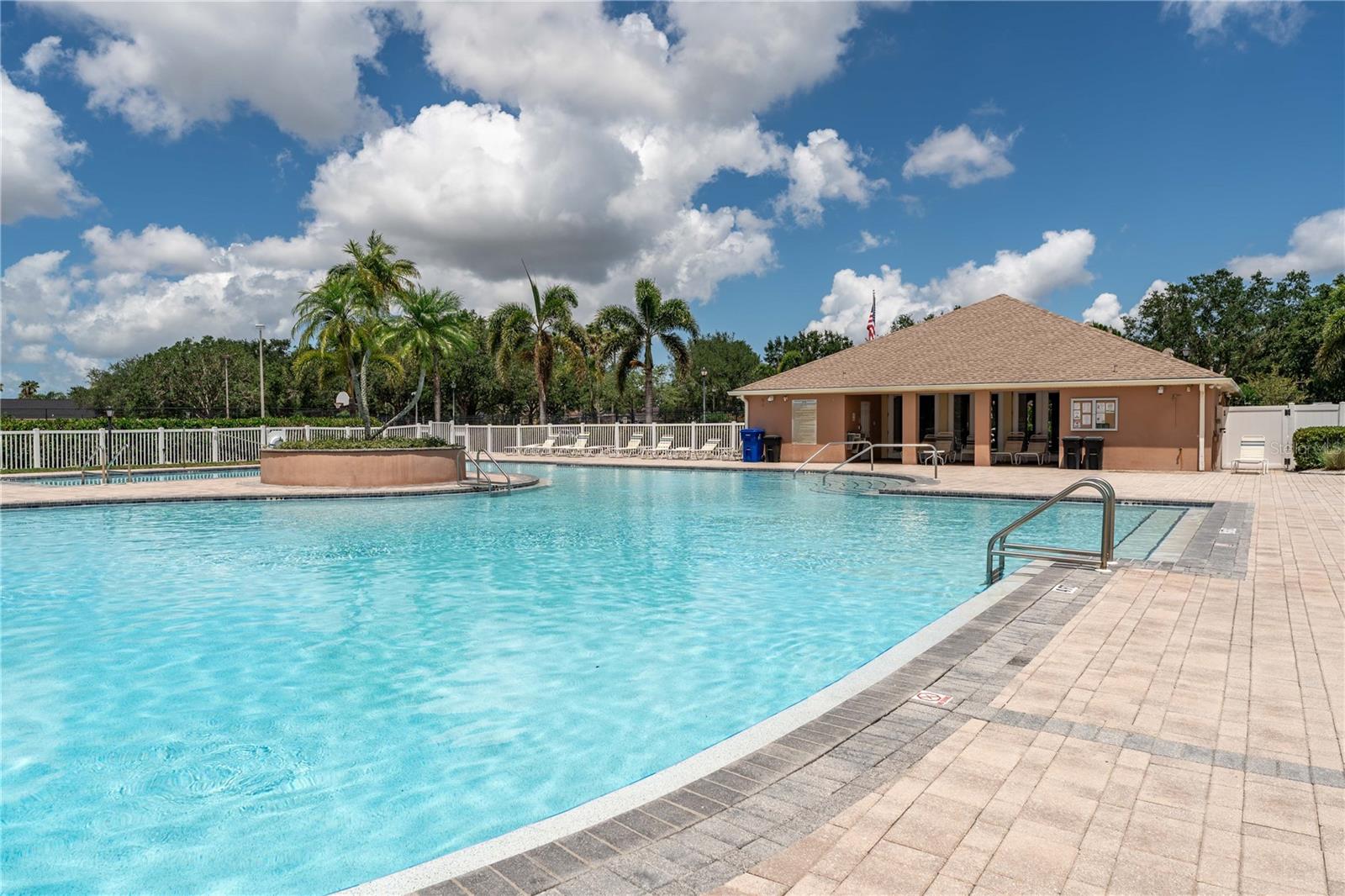Image 33 of 38 For 4610 Runabout Way