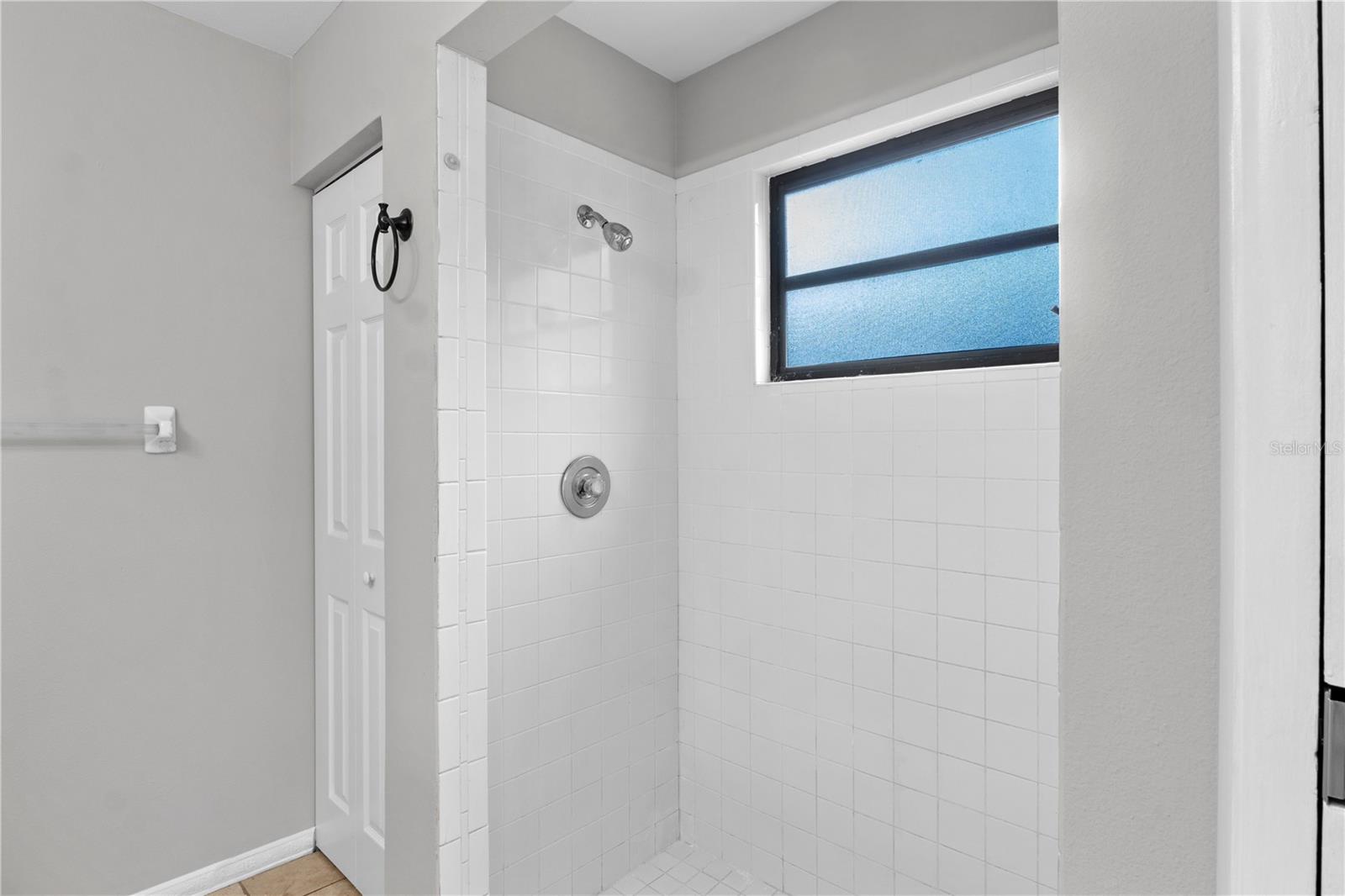 Image 22 of 24 For 920 36th Street W