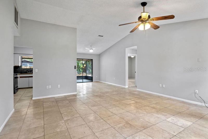 Image 4 of 24 For 920 36th Street W