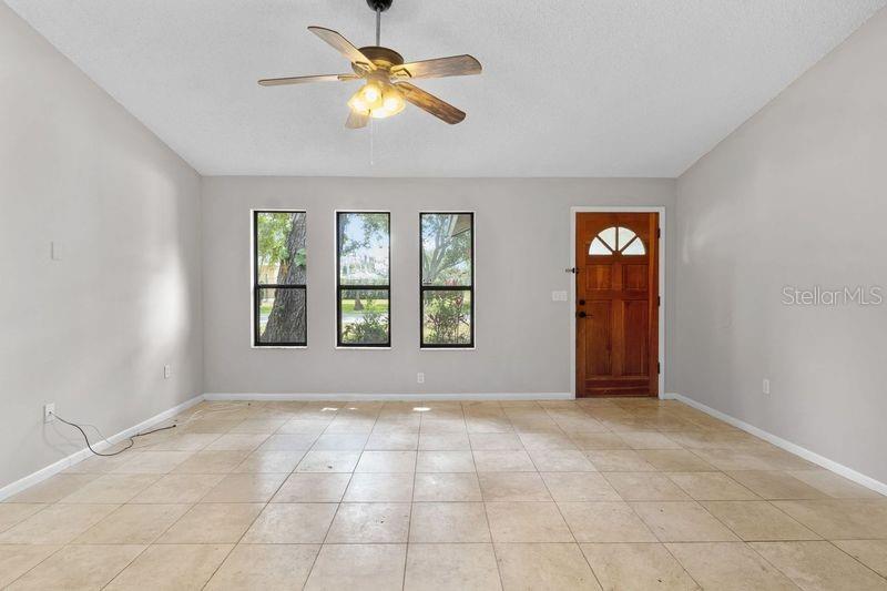 Image 5 of 24 For 920 36th Street W