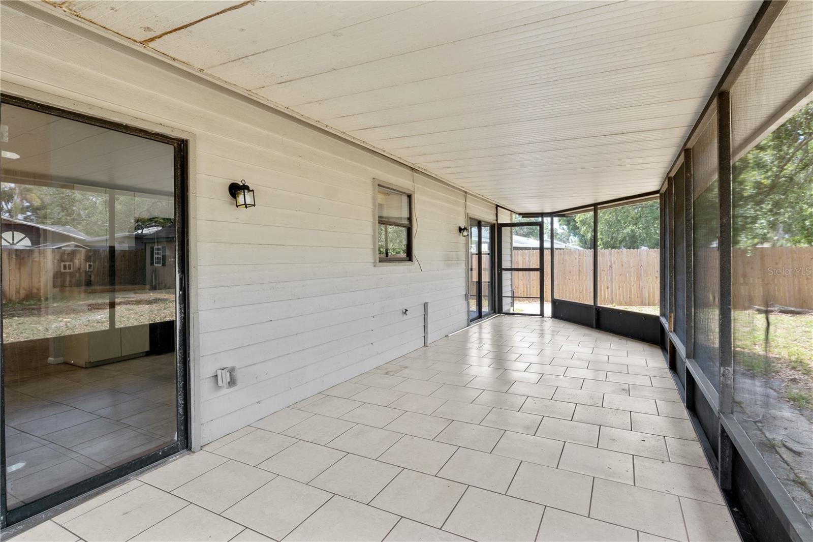 Image 8 of 24 For 920 36th Street W
