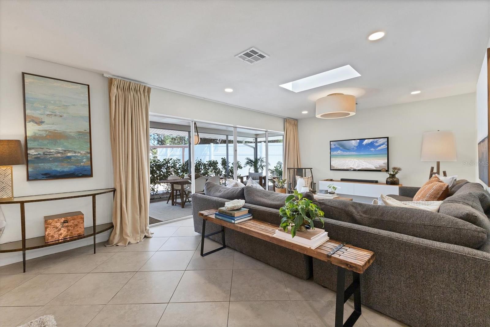 Image 14 of 55 For 2111 Ivory Place
