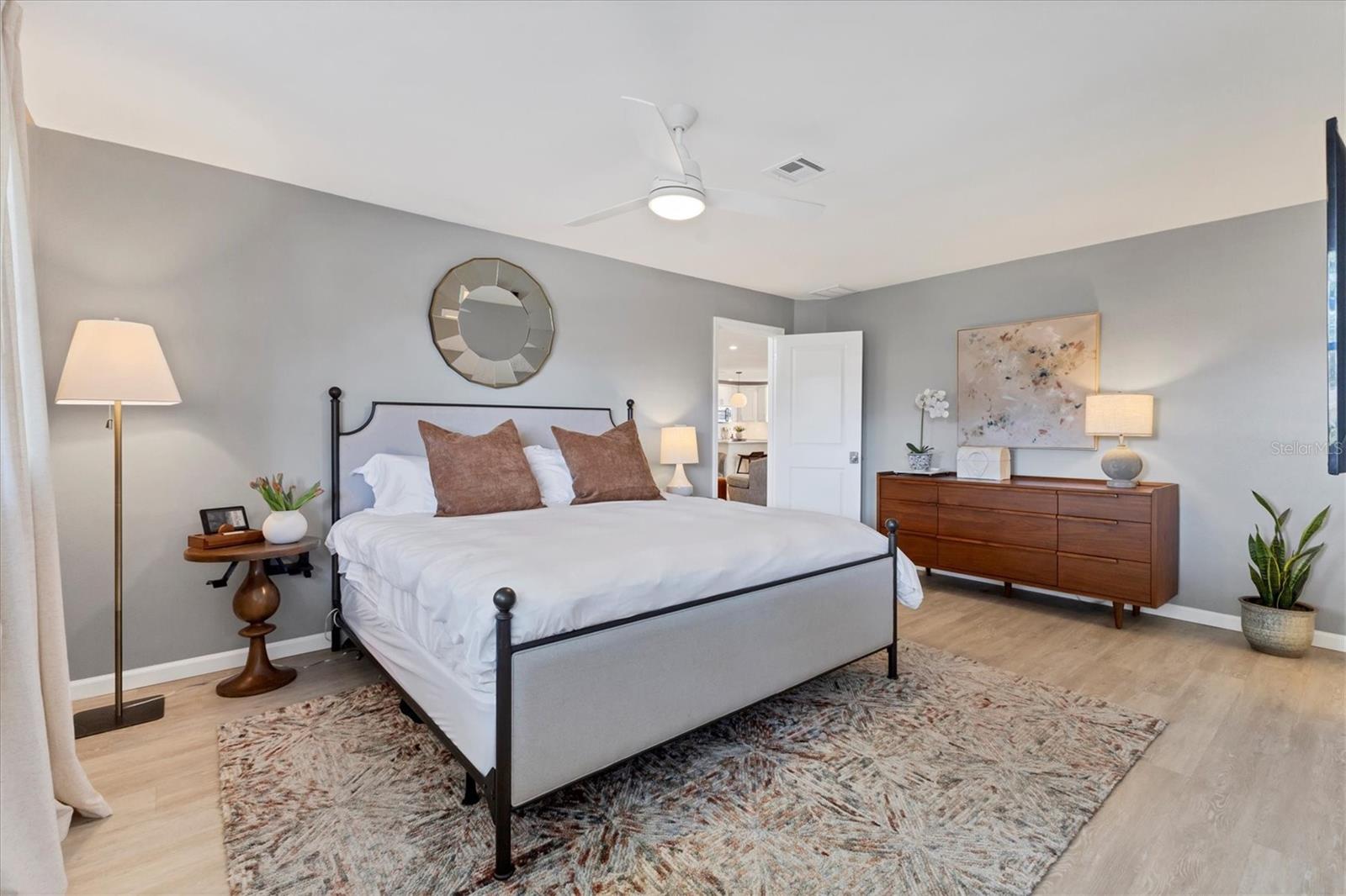 Image 18 of 55 For 2111 Ivory Place