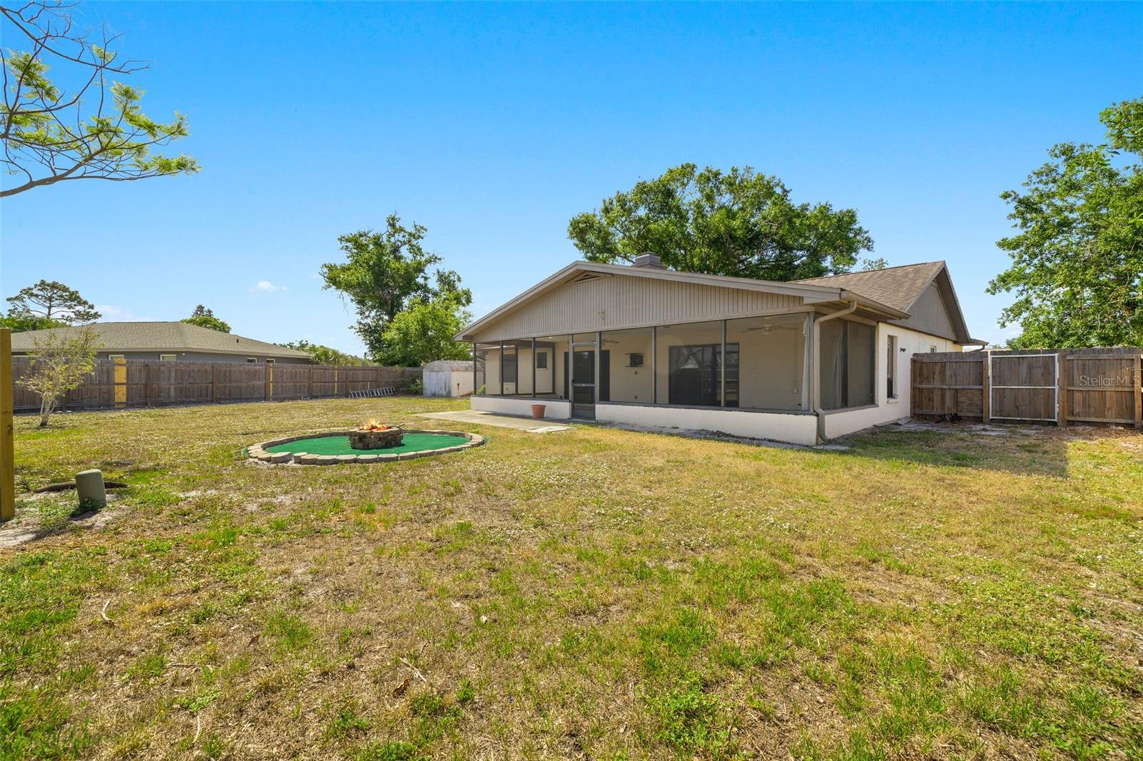 Image 11 of 19 For 6547 Samoa Drive