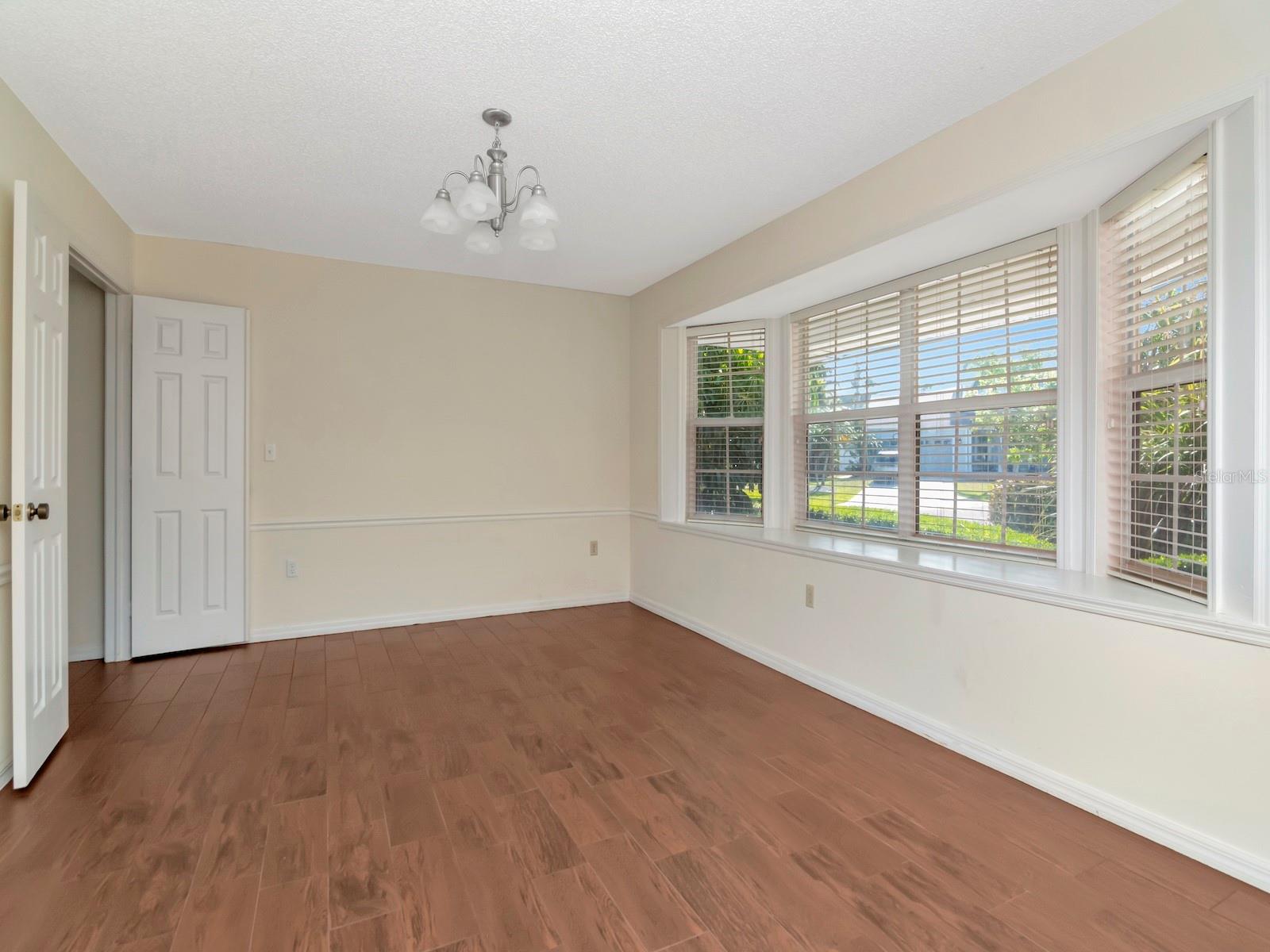 Image 6 of 45 For 1310 91st Court Nw