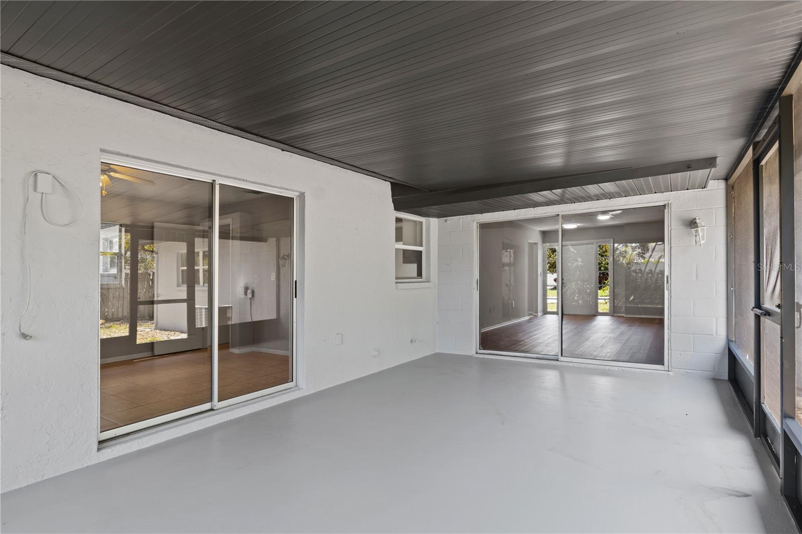 Image 23 of 34 For 3505 27th Avenue W