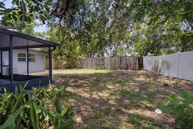 Image 33 of 34 For 3505 27th Avenue W