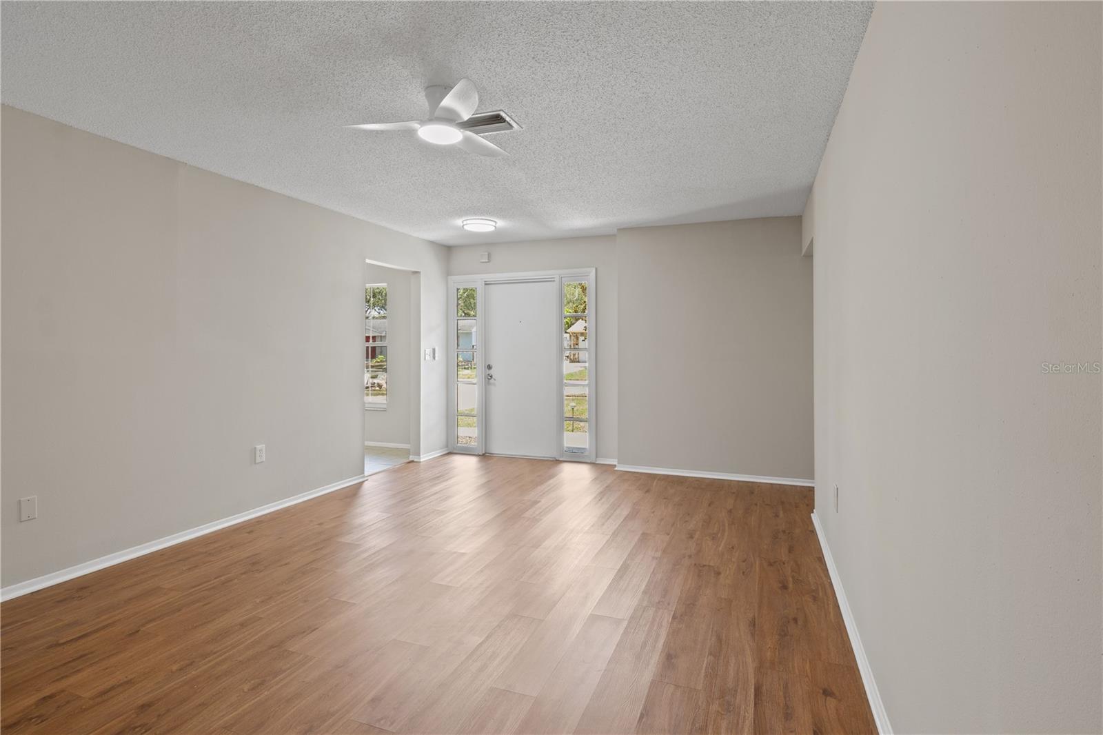 Image 7 of 34 For 3505 27th Avenue W