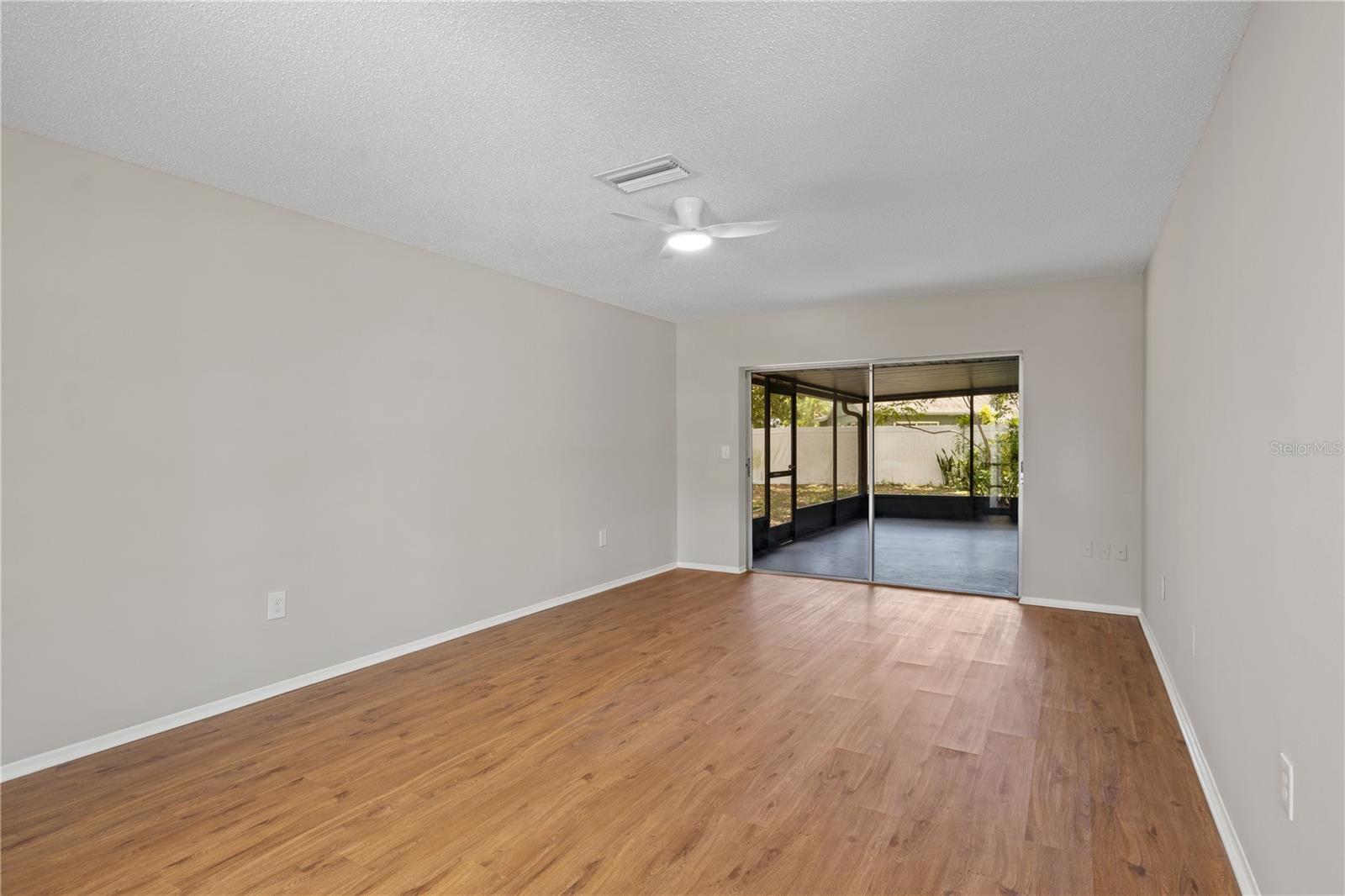 Image 9 of 34 For 3505 27th Avenue W