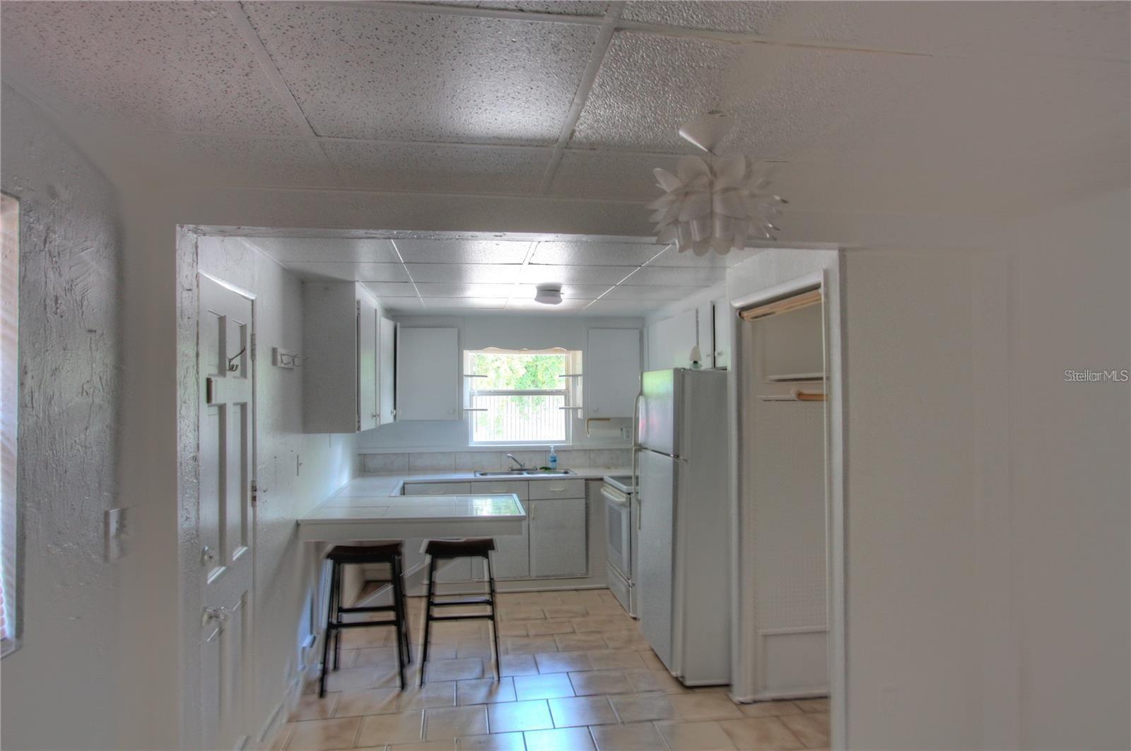 Image 3 of 5 For 615 Shore Road 4