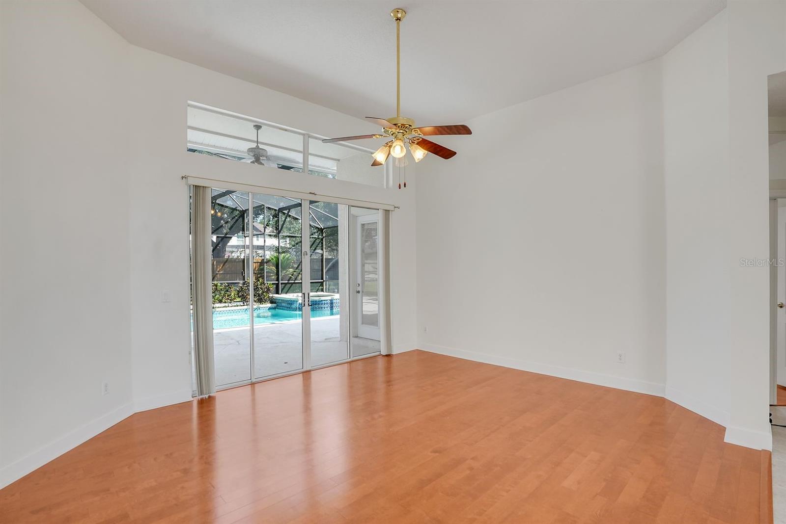 Image 9 of 41 For 1125 English Garden Lane