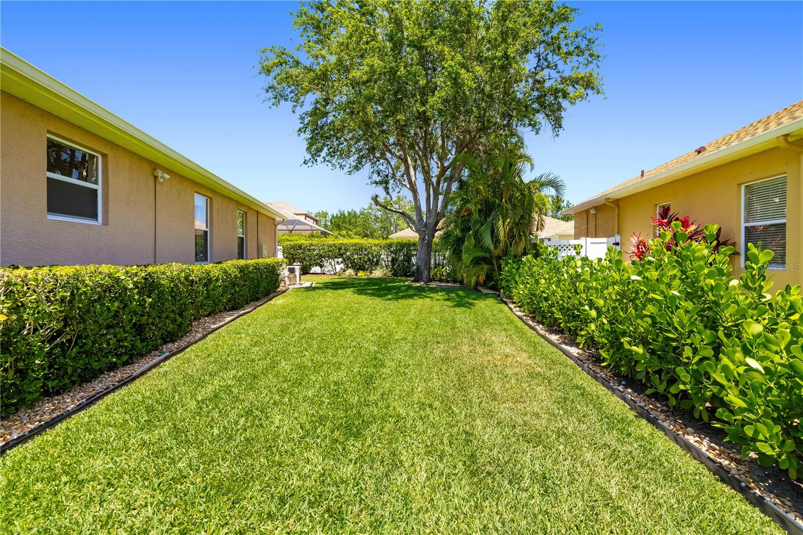 Image 40 of 75 For 7804 Edmonston Circle