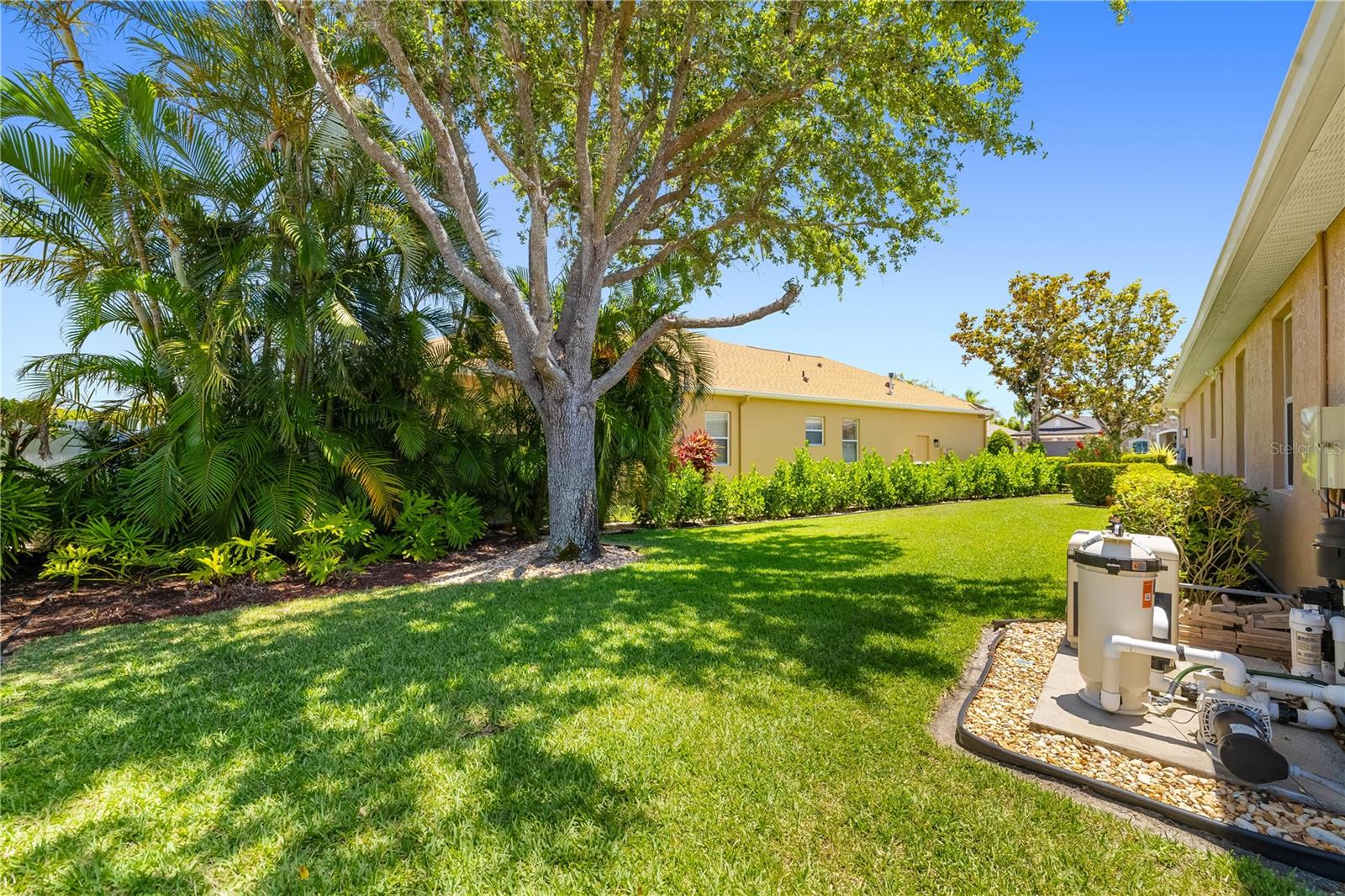 Image 41 of 75 For 7804 Edmonston Circle