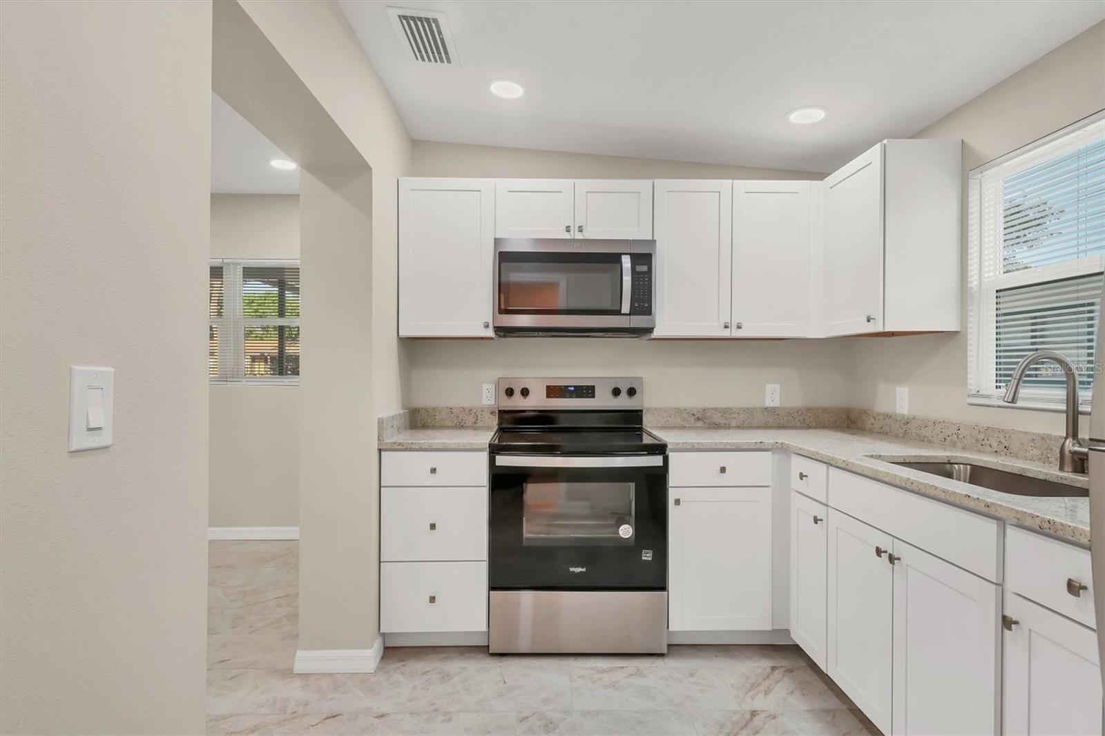 Image 11 of 21 For 2947 Goodrich Avenue