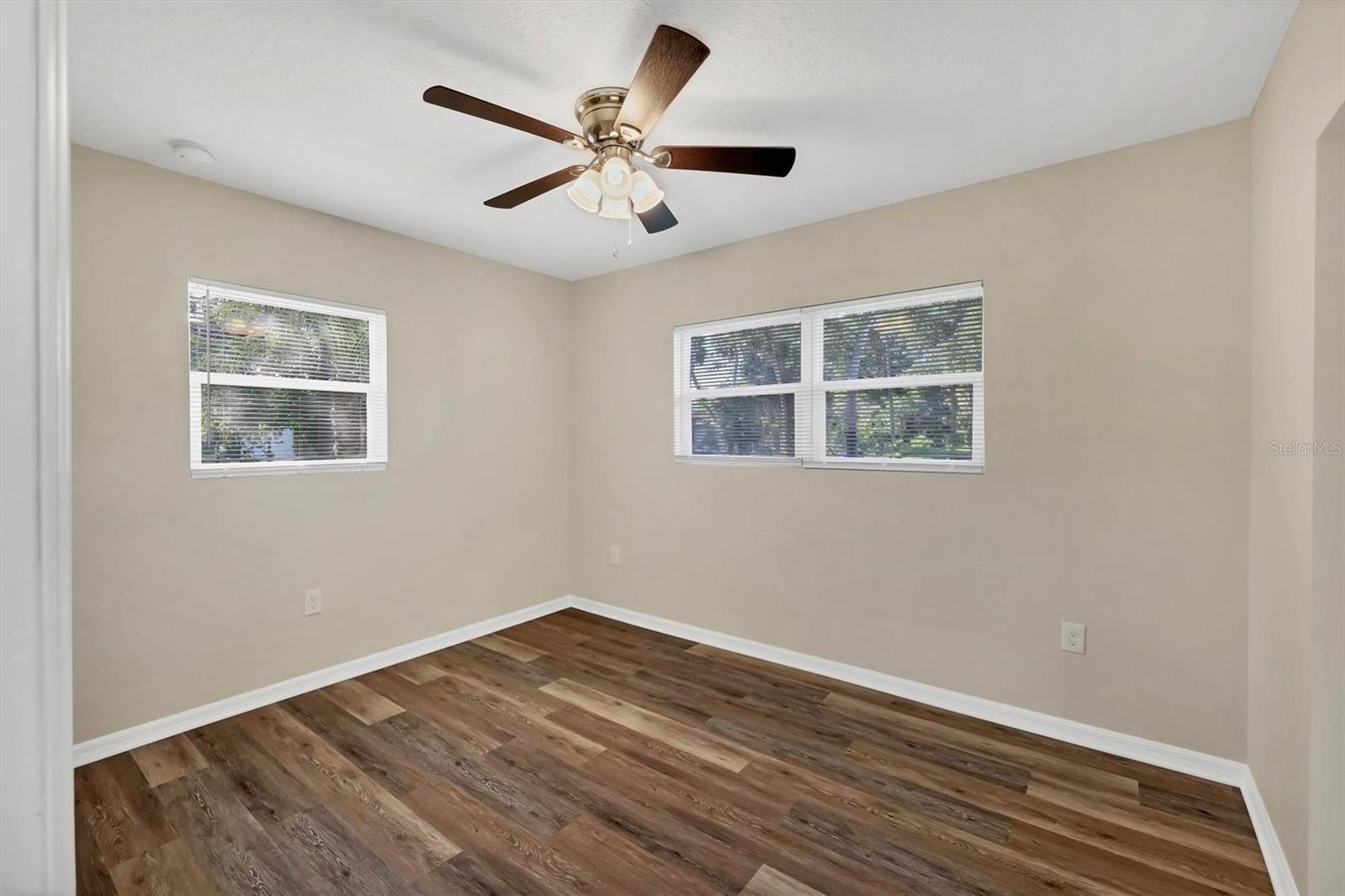 Image 15 of 21 For 2947 Goodrich Avenue