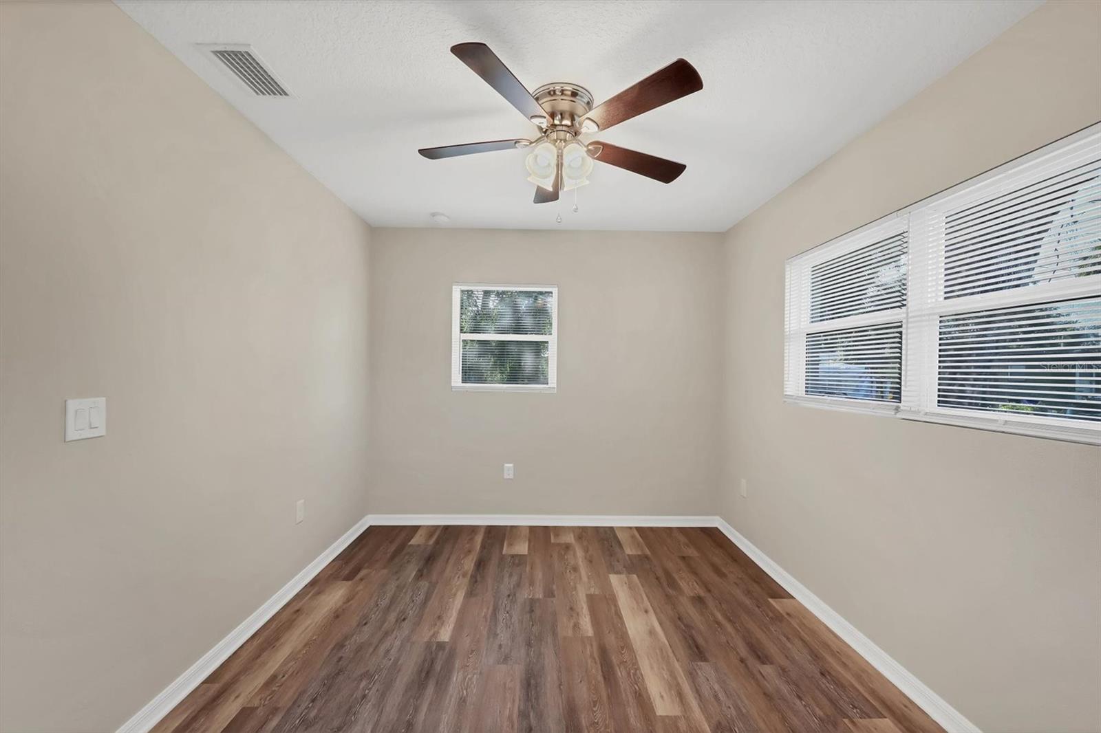 Image 16 of 21 For 2947 Goodrich Avenue
