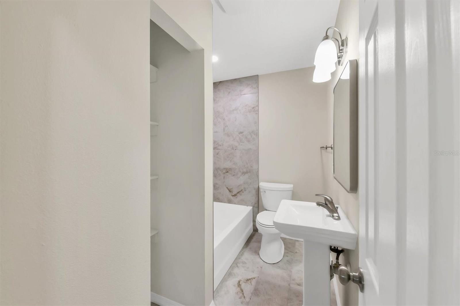 Image 17 of 21 For 2947 Goodrich Avenue