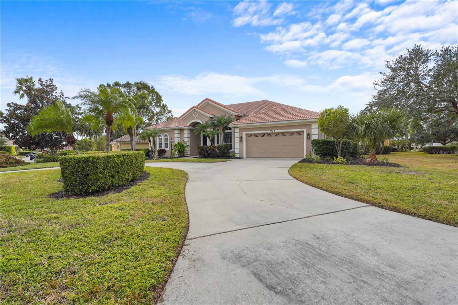 Image 12 of 60 For 7042 Twin Hills Terrace