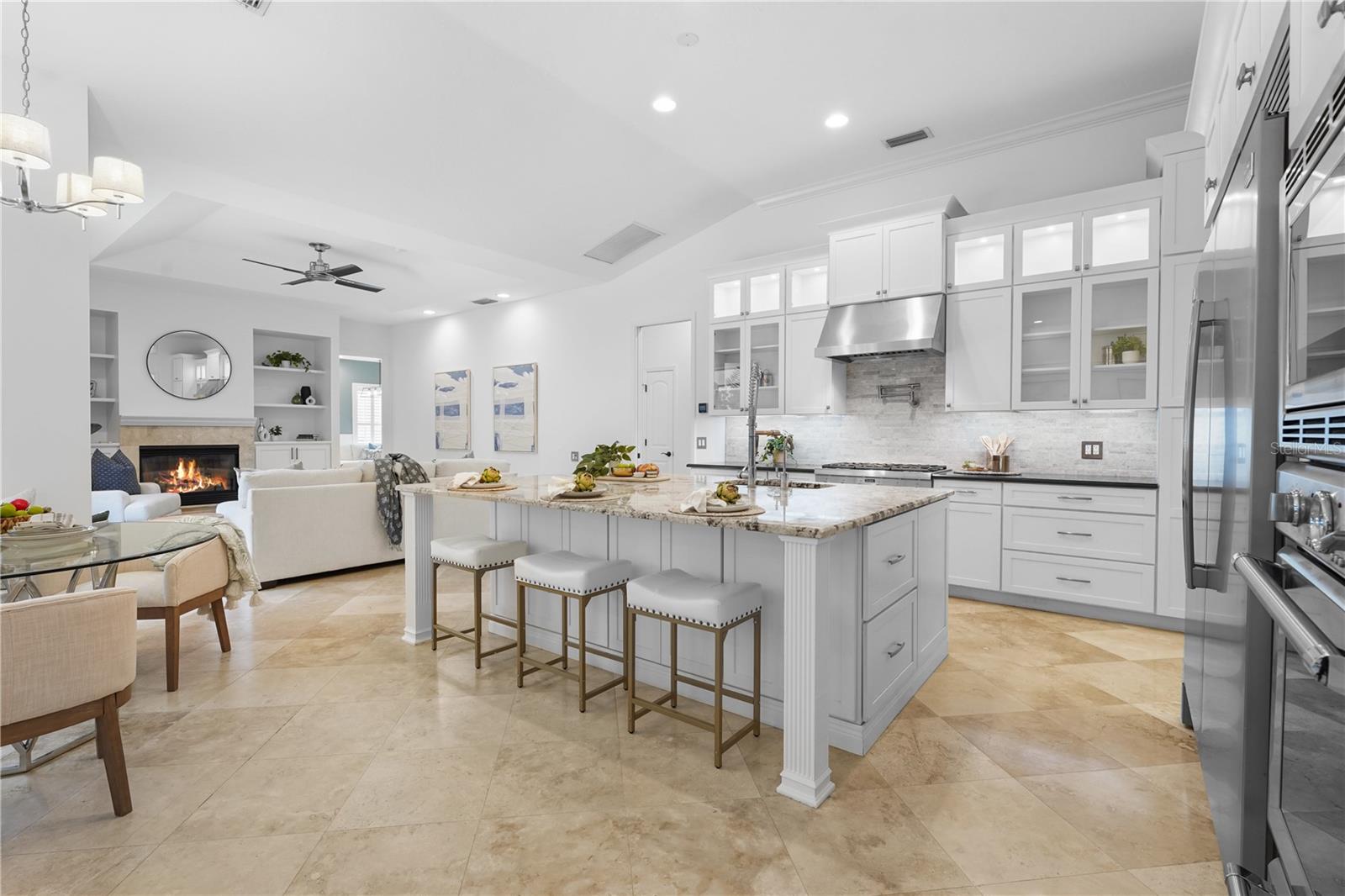 Image 3 of 60 For 7042 Twin Hills Terrace