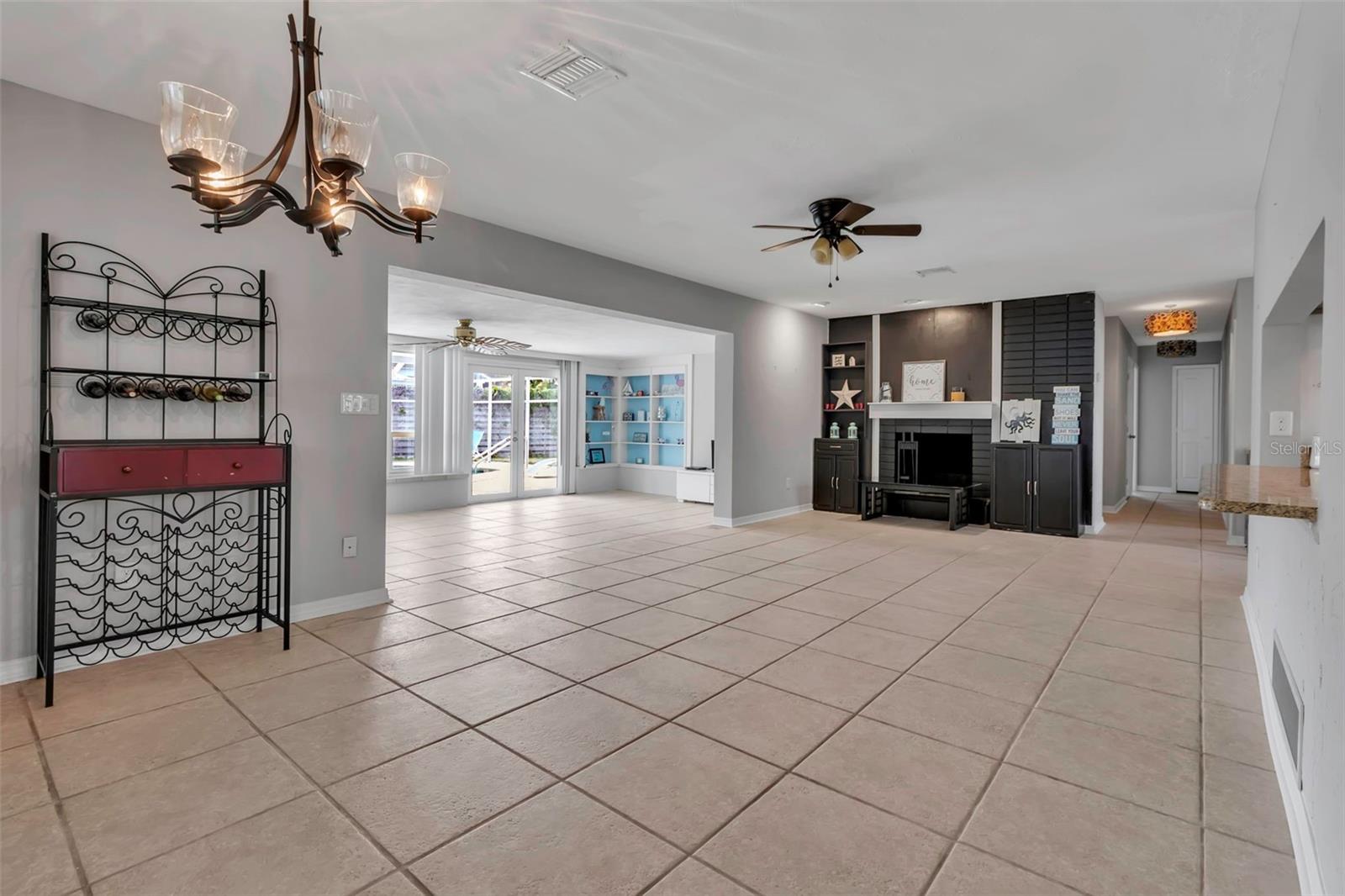 Image 11 of 26 For 6422 Beechwood Avenue
