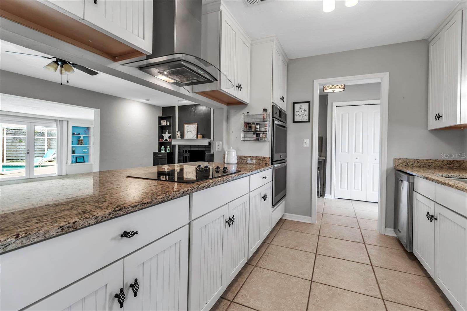 Image 7 of 26 For 6422 Beechwood Avenue
