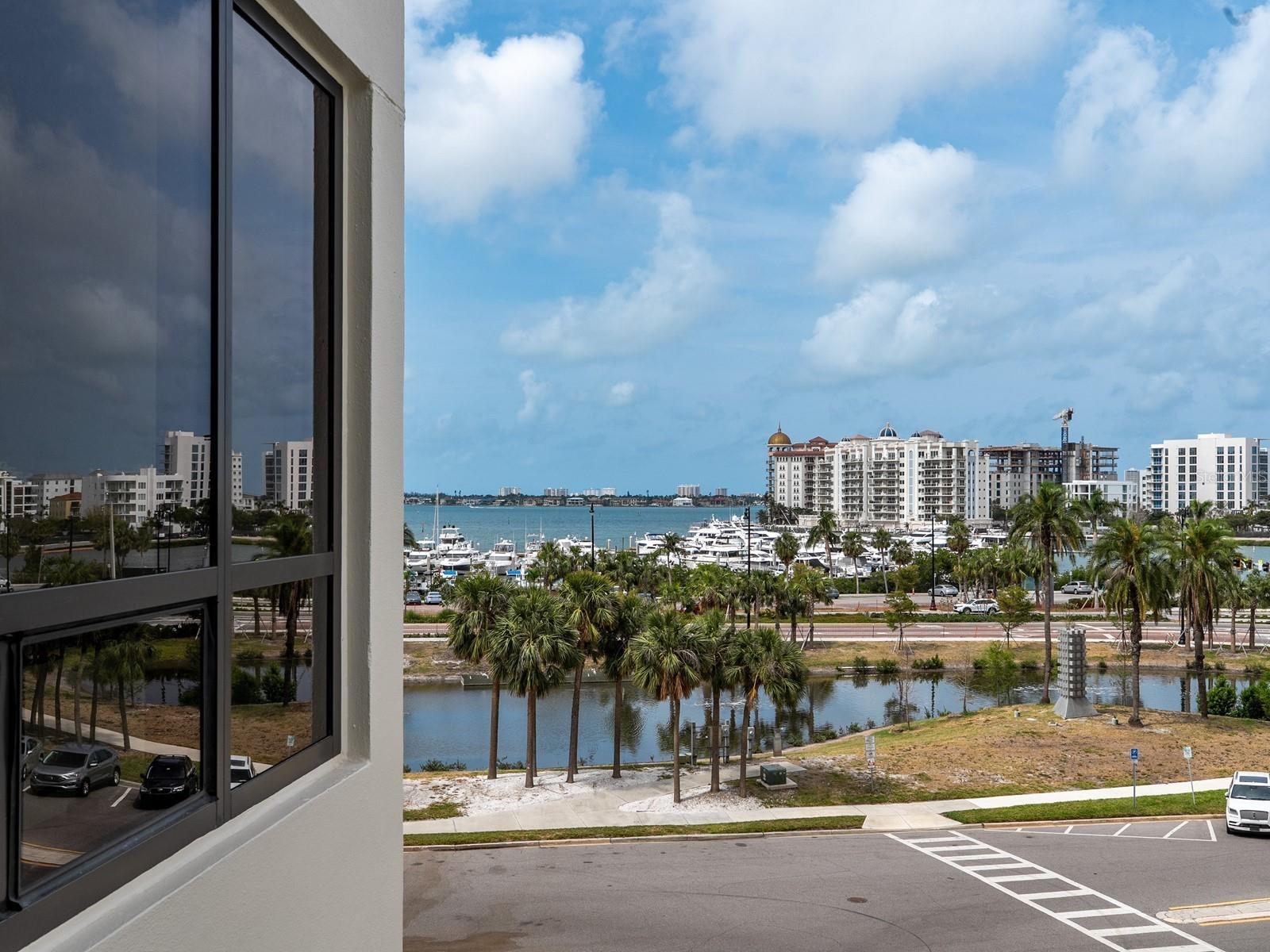 Image 30 of 93 For 1255 Gulfstream Avenue 402
