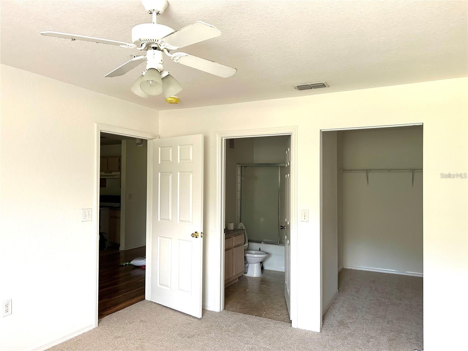Image 7 of 16 For 7417 Vista Way 105