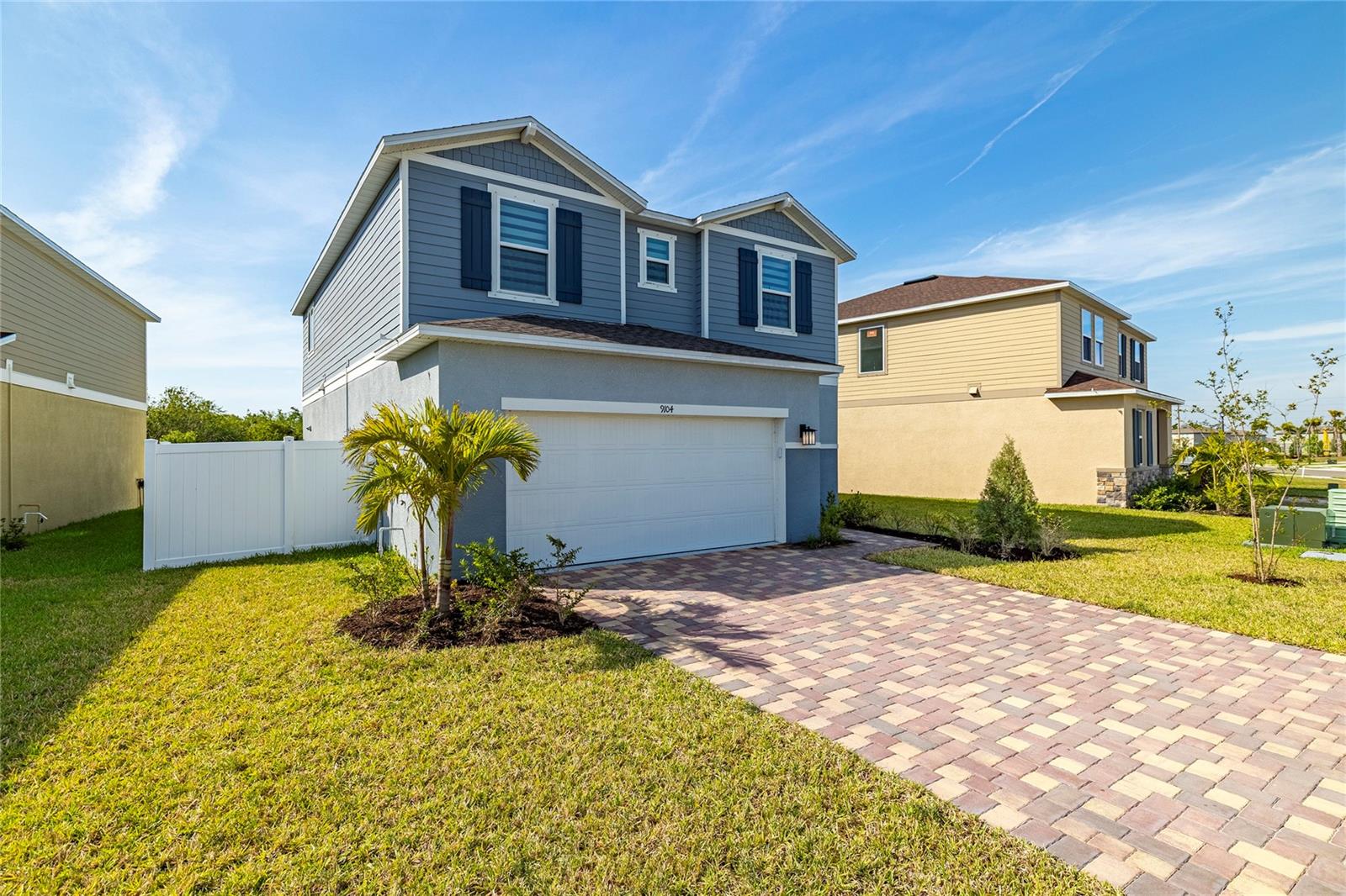 Image 4 of 39 For 9104 Sandy Bluffs Circle