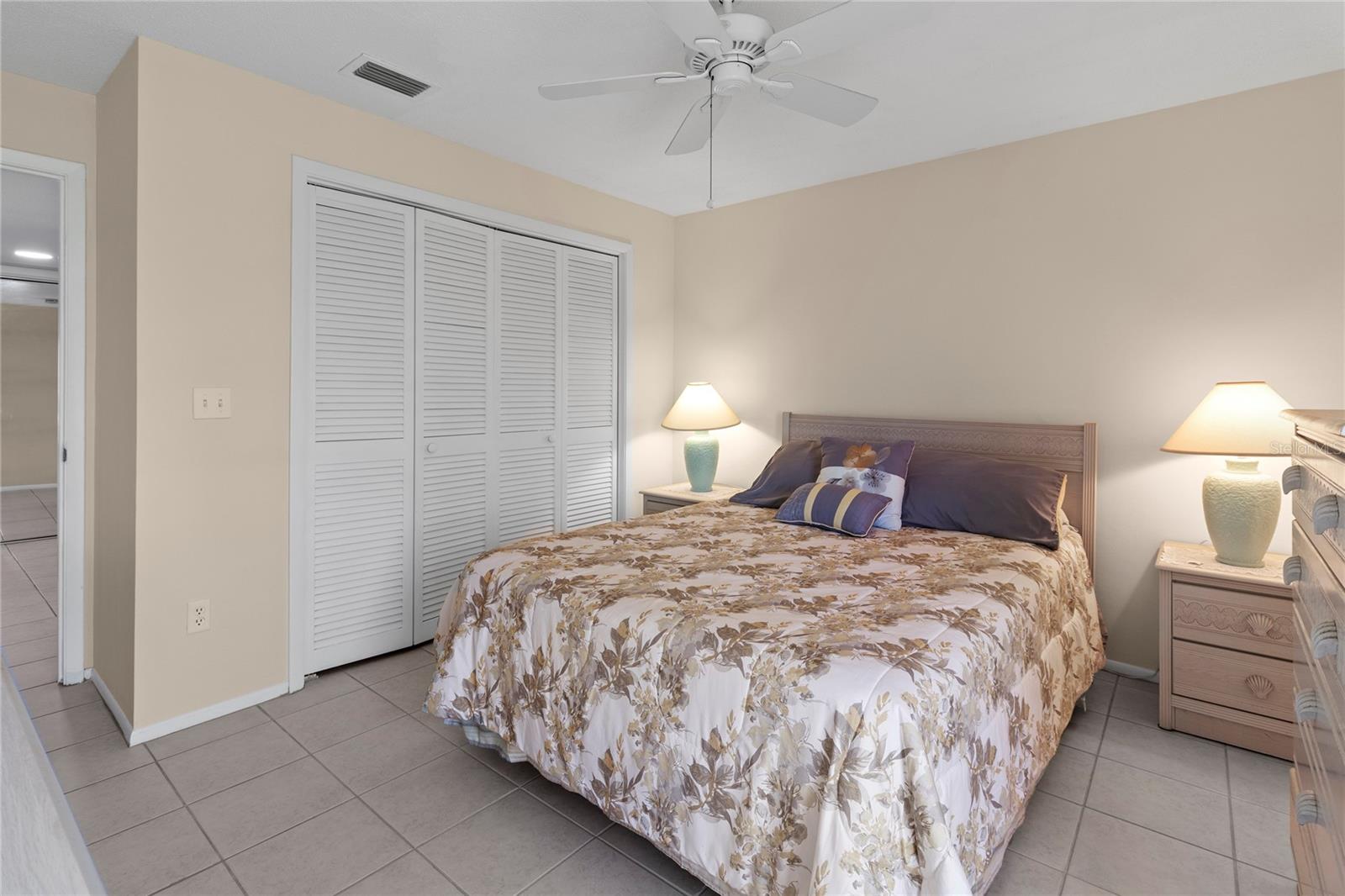 Image 26 of 42 For 909 68th Street W