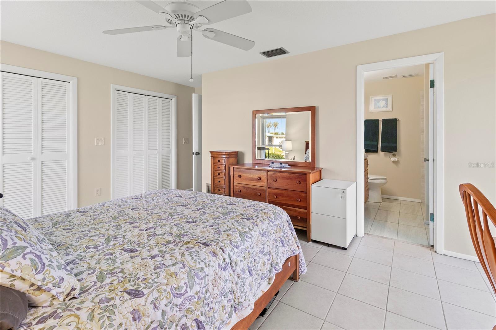 Image 31 of 42 For 909 68th Street W