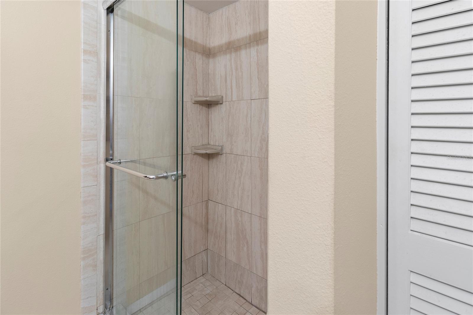 Image 33 of 42 For 909 68th Street W