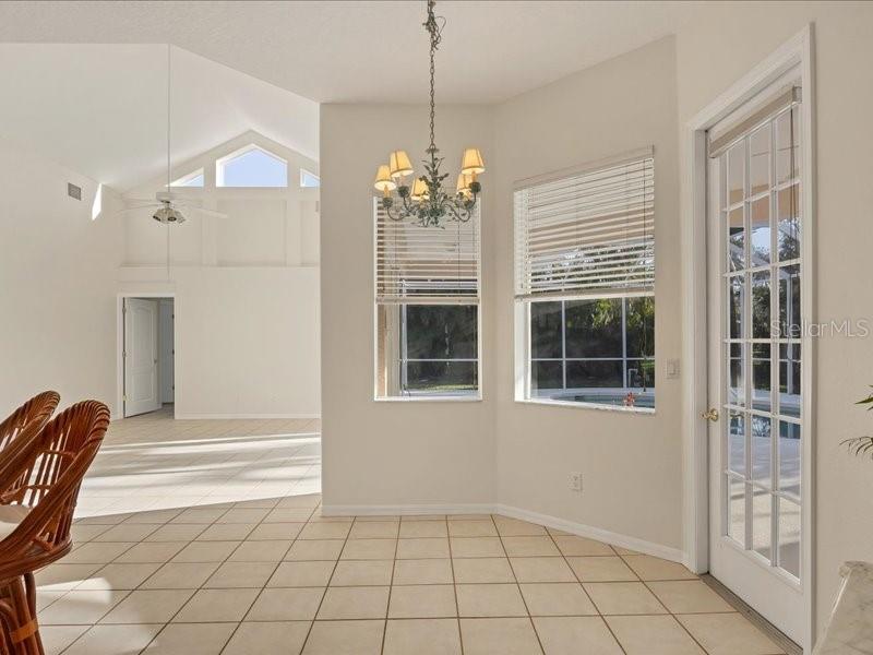 Image 11 of 33 For 4705 Sweetmeadow Circle